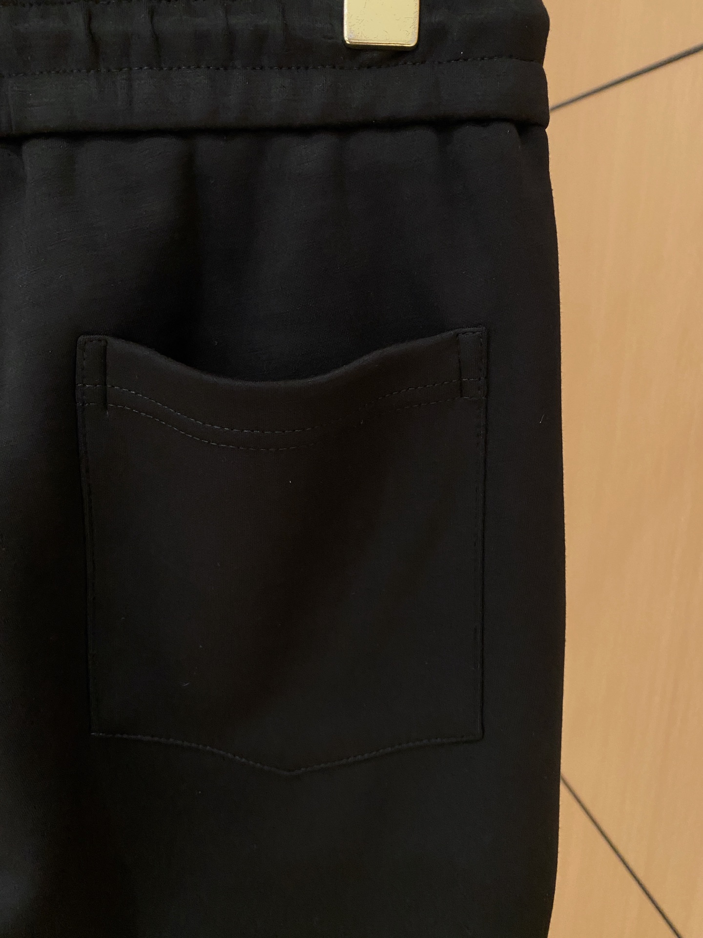 范思哲 2025全新爆款开衫套装 原单狠货🇭🇰倾注顶级设计师的精心之作 就为一个贴合、完美的上身效果 全