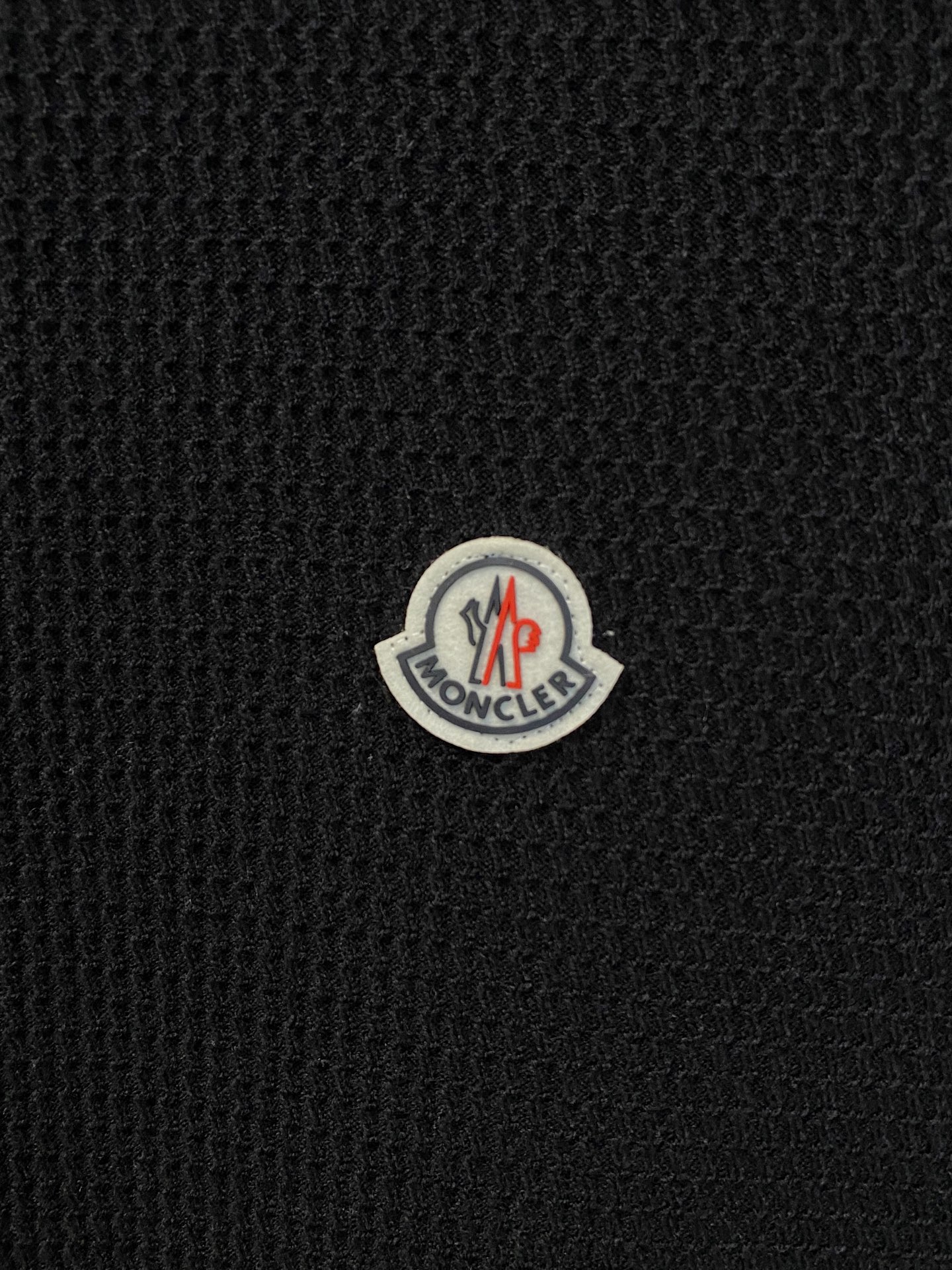 蒙口 2025早秋新款男士羊毛针织衫，专柜在售爆款单品，各大时尚买手明星人手一件的百搭单品。简单时尚甚是