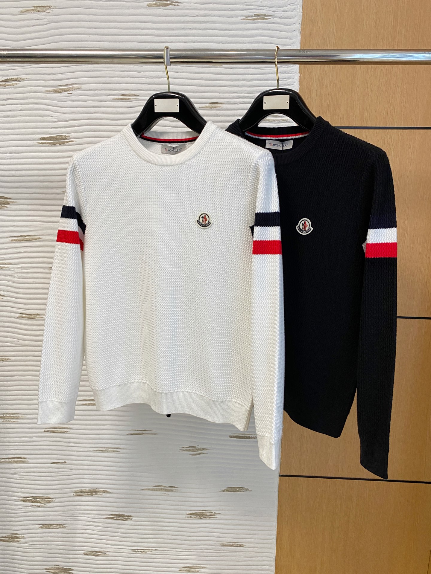 蒙口 2025早秋新款男士羊毛针织衫，专柜在售爆款单品，各大时尚买手明星人手一件的百搭单品。简单时尚甚是