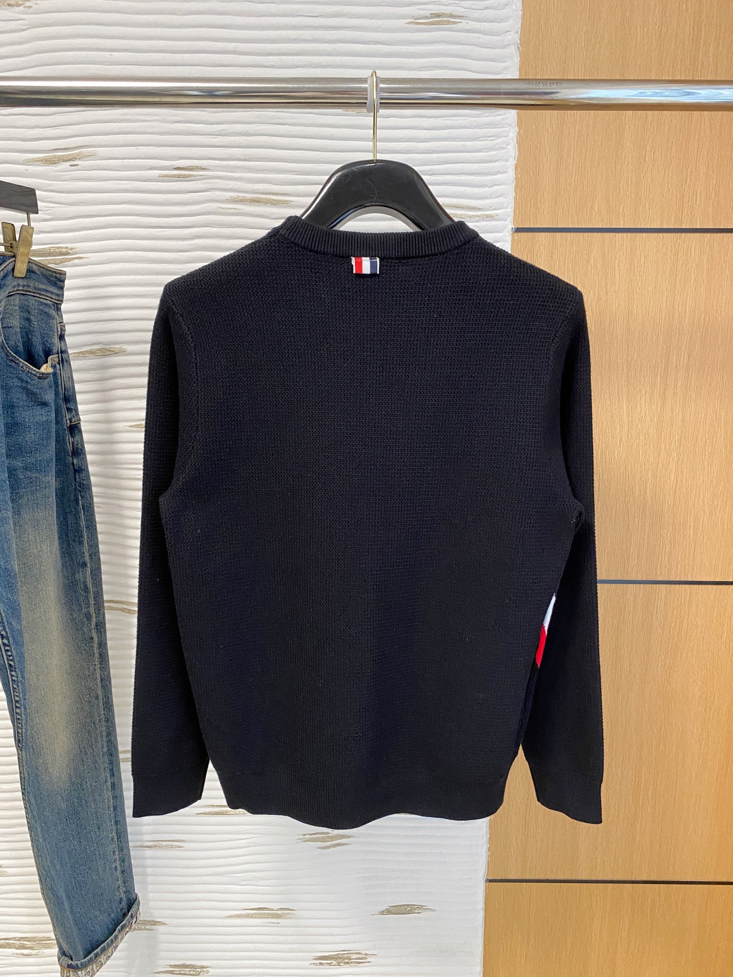 蒙口 2025早秋新款男士羊毛针织衫，专柜在售爆款单品，各大时尚买手明星人手一件的百搭单品。简单时尚甚是