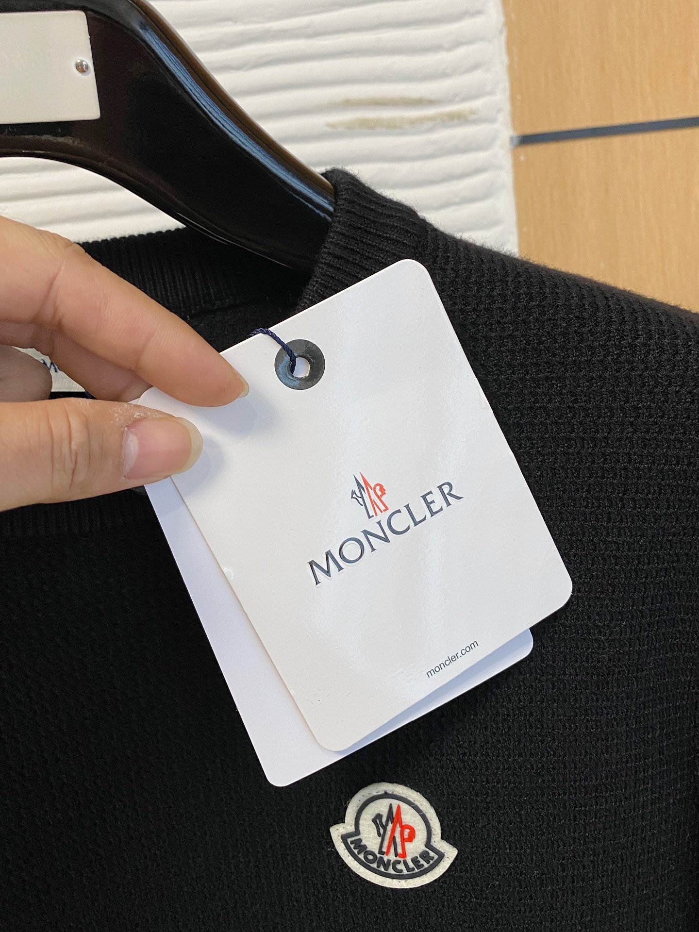 蒙口 2025早秋新款男士羊毛针织衫，专柜在售爆款单品，各大时尚买手明星人手一件的百搭单品。简单时尚甚是