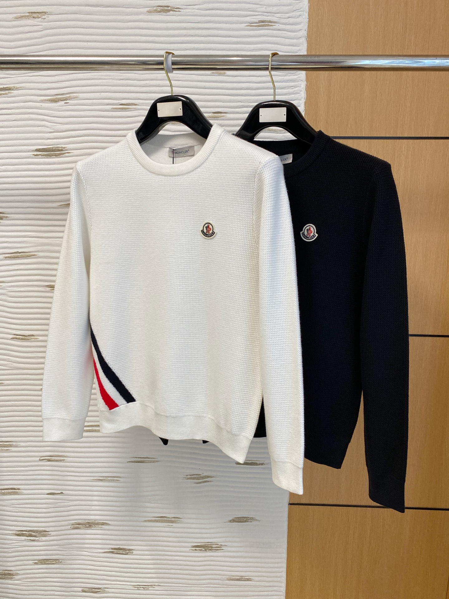 蒙口 2025早秋新款男士羊毛针织衫，专柜在售爆款单品，各大时尚买手明星人手一件的百搭单品。简单时尚甚是