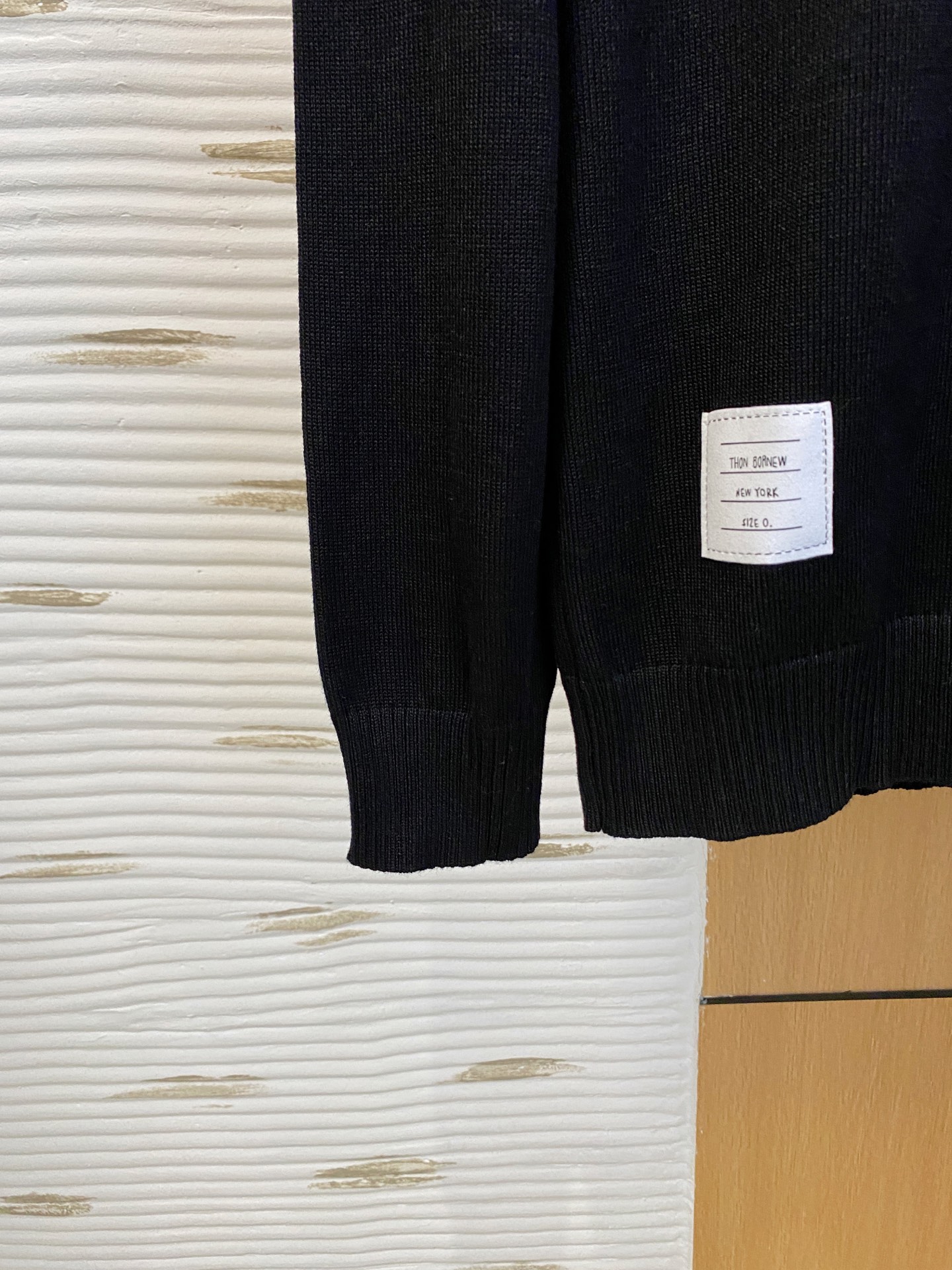 TB 2025早秋新款男士羊毛针织衫，专柜在售爆款单品，各大时尚买手明星人手一件的百搭单品。简单时尚甚是