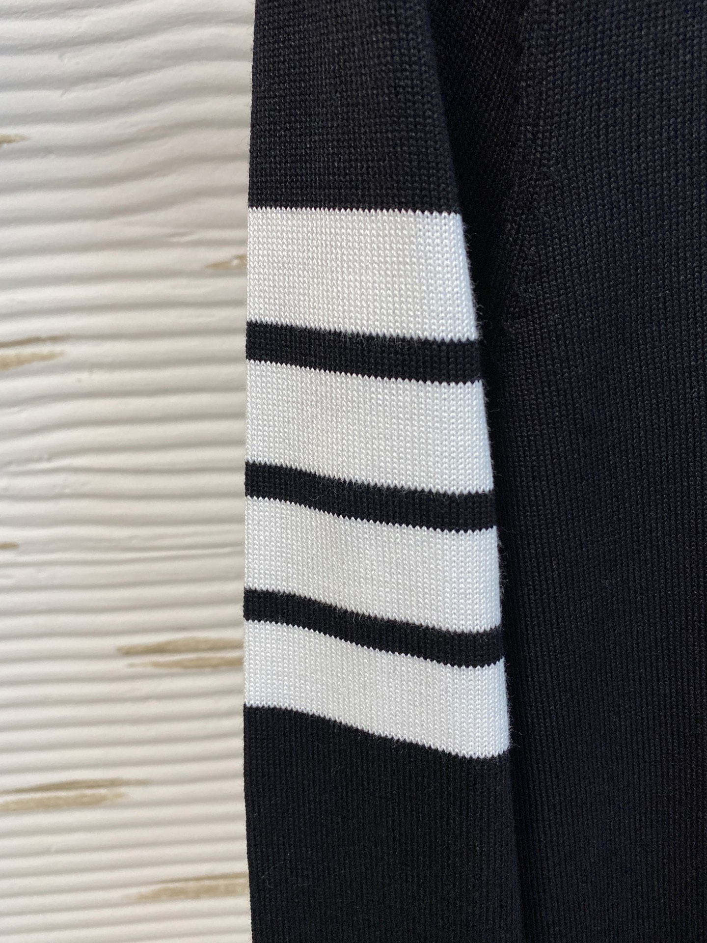 TB 2025早秋新款男士羊毛针织衫，专柜在售爆款单品，各大时尚买手明星人手一件的百搭单品。简单时尚甚是