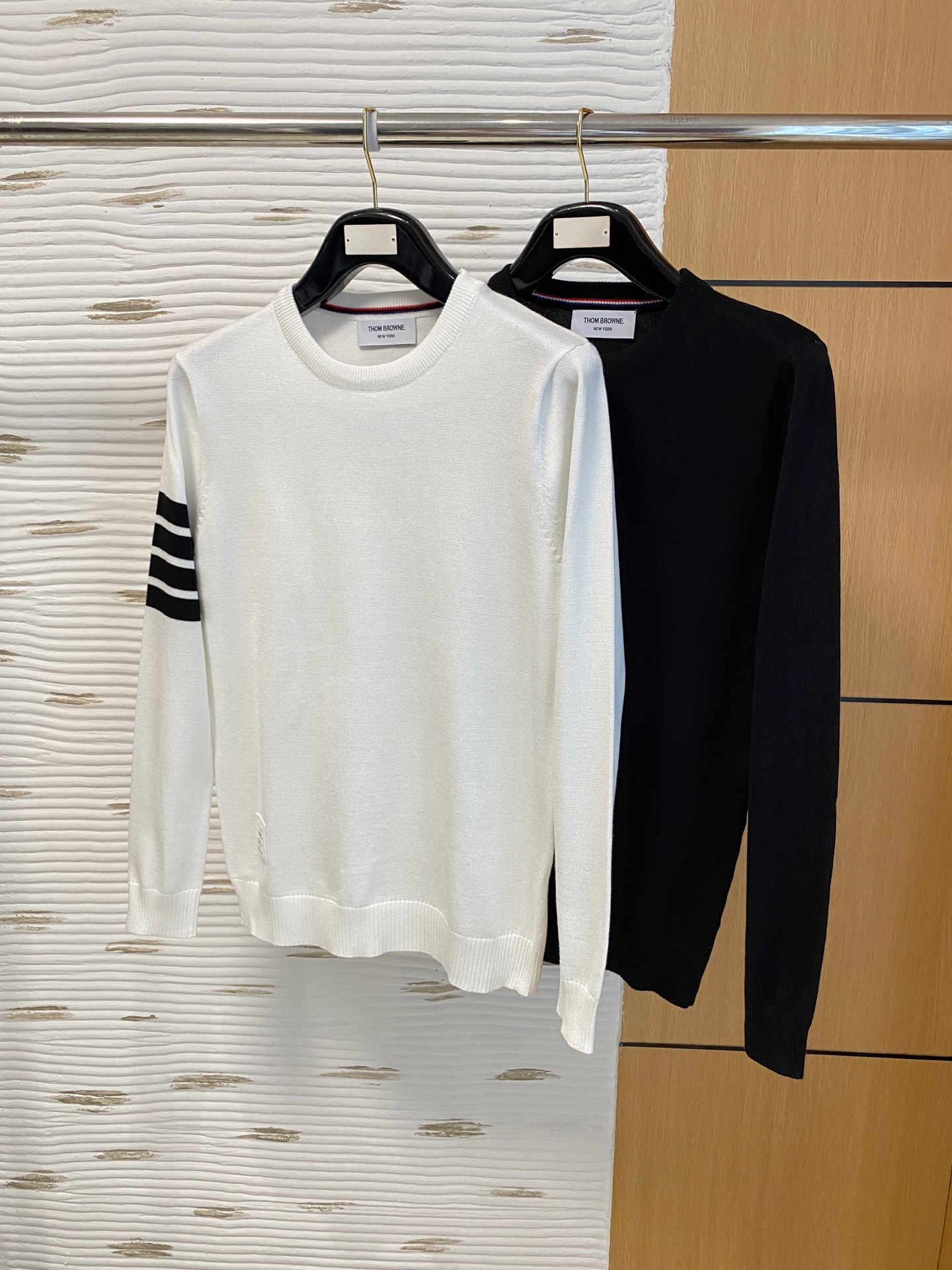 TB 2025早秋新款男士羊毛针织衫，专柜在售爆款单品，各大时尚买手明星人手一件的百搭单品。简单时尚甚是