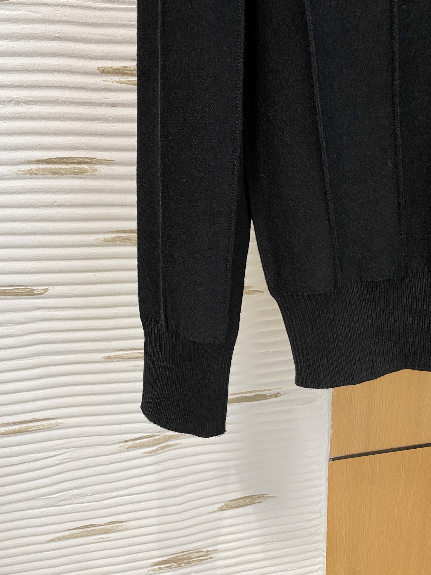 TB 2025早秋新款男士羊毛针织衫，专柜在售爆款单品，各大时尚买手明星人手一件的百搭单品。简单时尚甚是