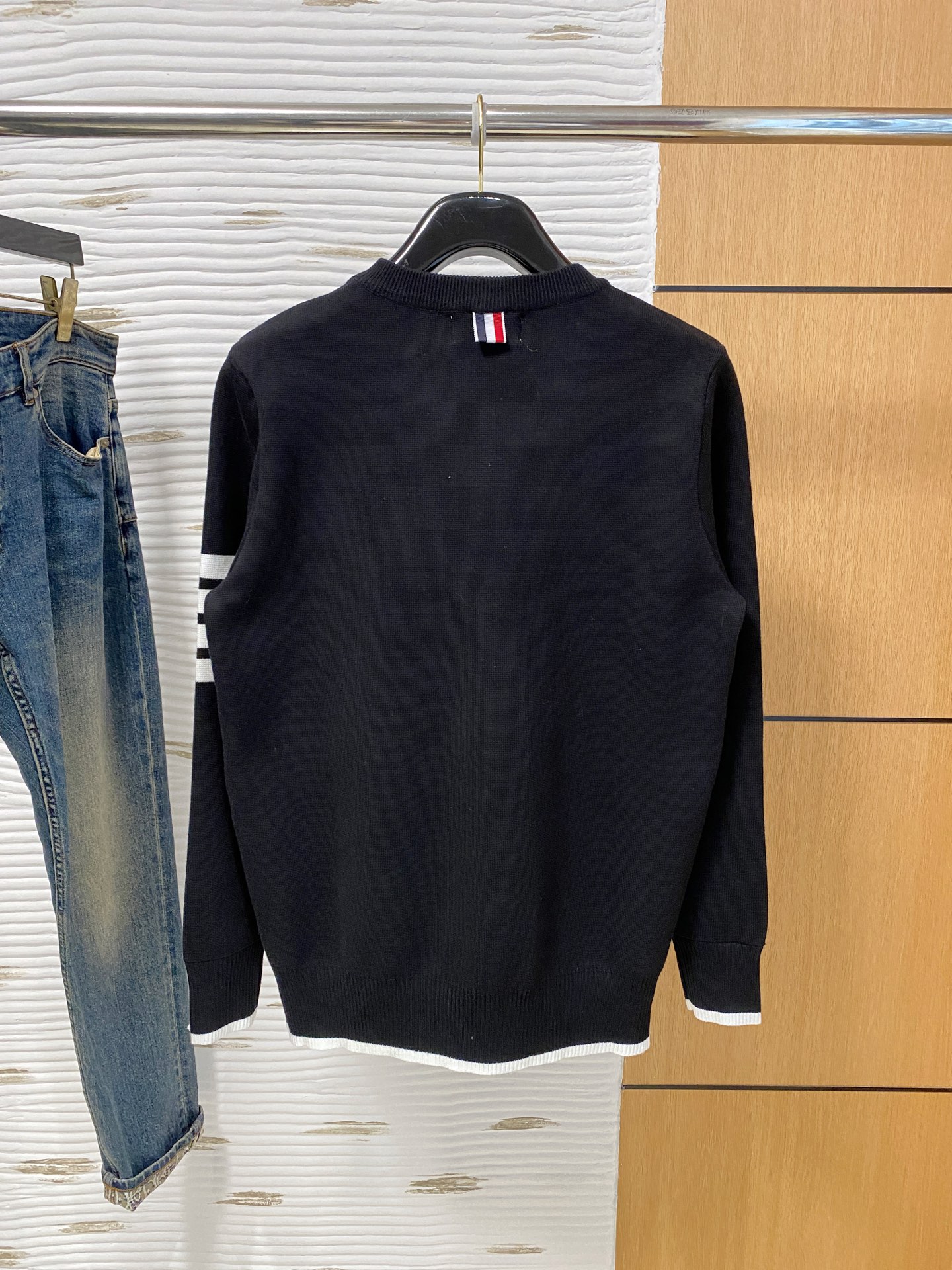 TB 2025早秋新款男士羊毛针织衫，专柜在售爆款单品，各大时尚买手明星人手一件的百搭单品。简单时尚甚是