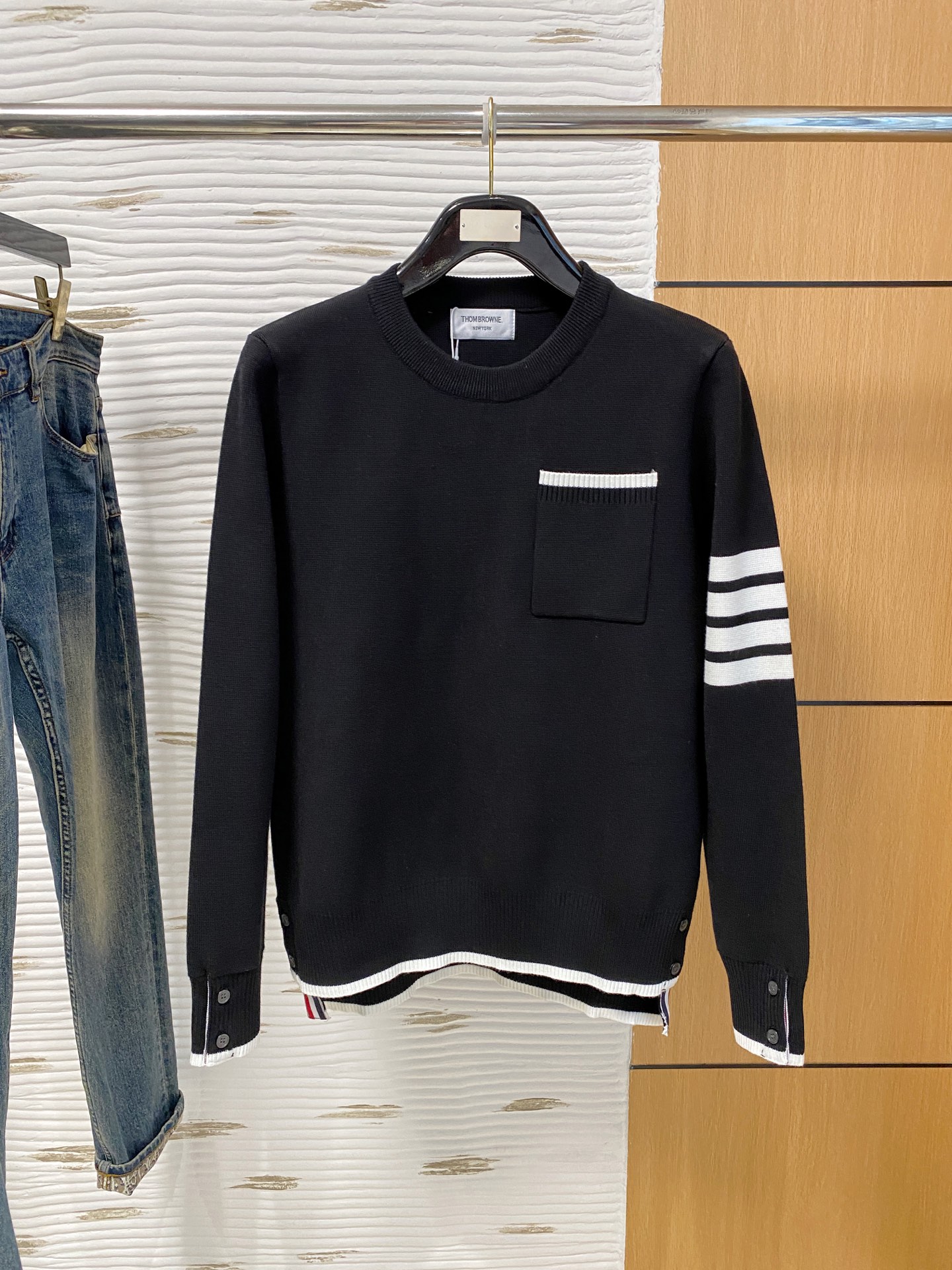 TB 2025早秋新款男士羊毛针织衫，专柜在售爆款单品，各大时尚买手明星人手一件的百搭单品。简单时尚甚是