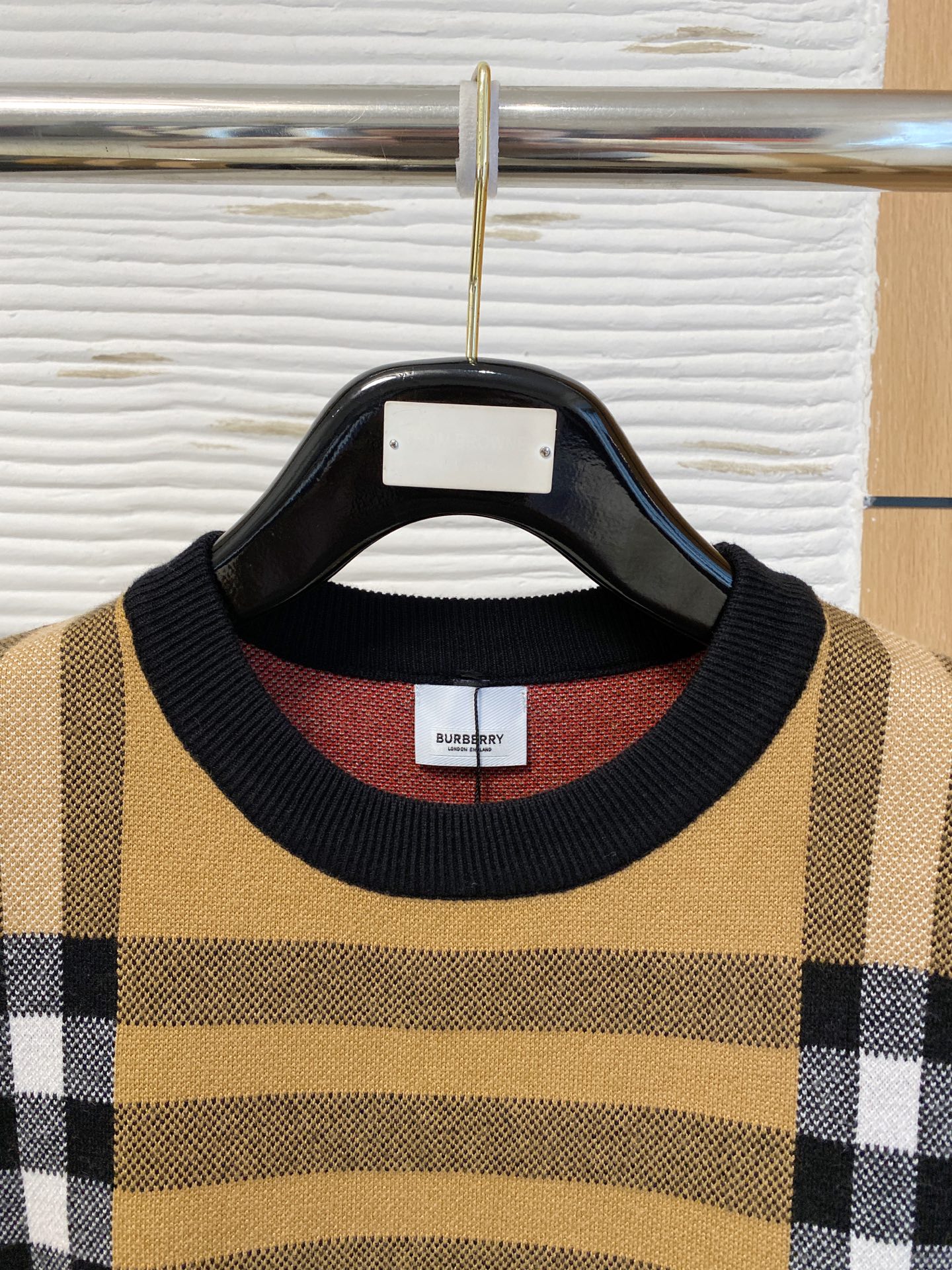 巴宝莉 2025早秋新款男士羊毛针织衫，专柜在售爆款单品，各大时尚买手明星人手一件的百搭单品。简单时尚甚