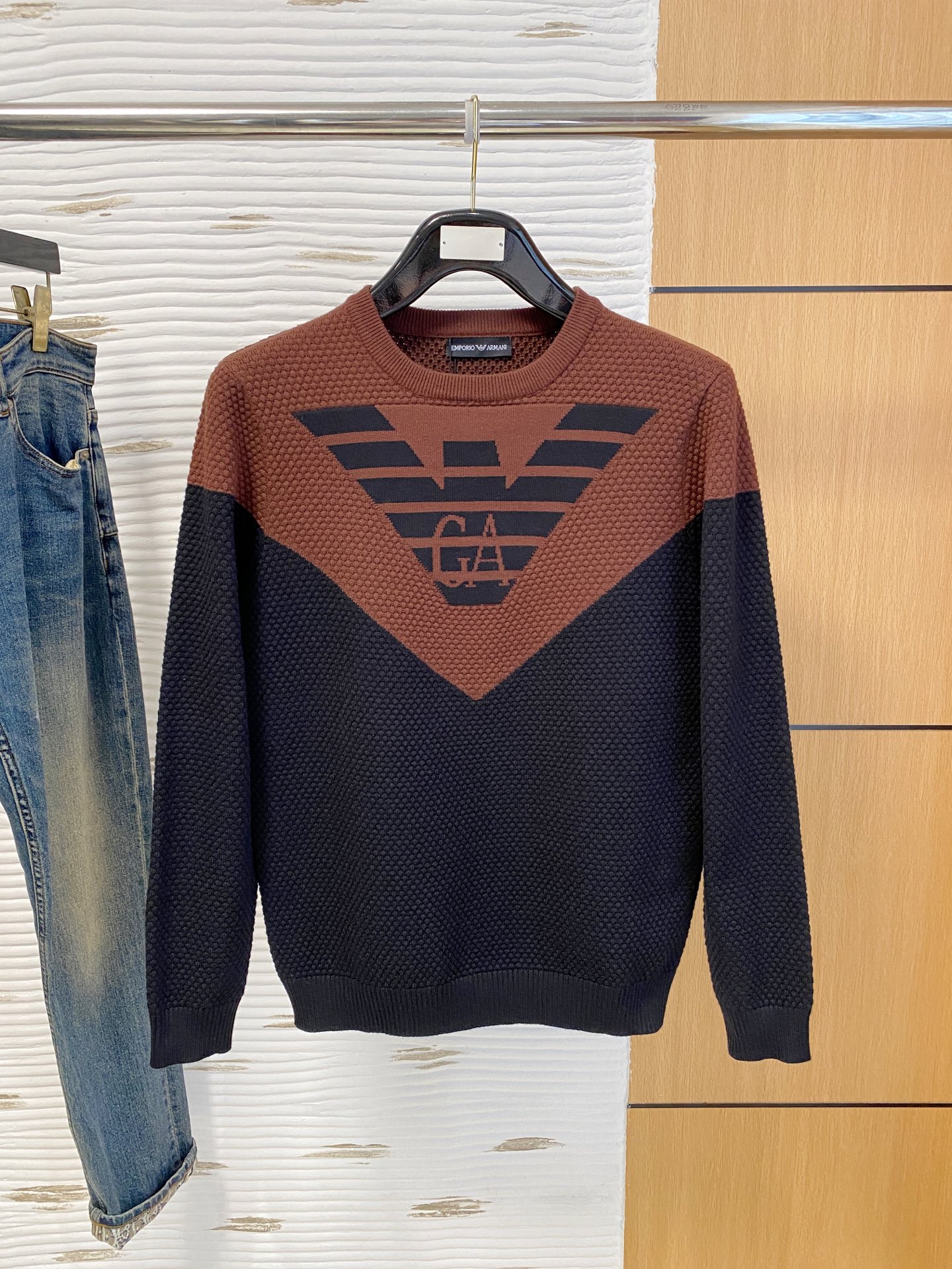 阿玛尼 2025早秋新款男士羊毛针织衫，专柜在售爆款单品，各大时尚买手明星人手一件的百搭单品。简单时尚甚