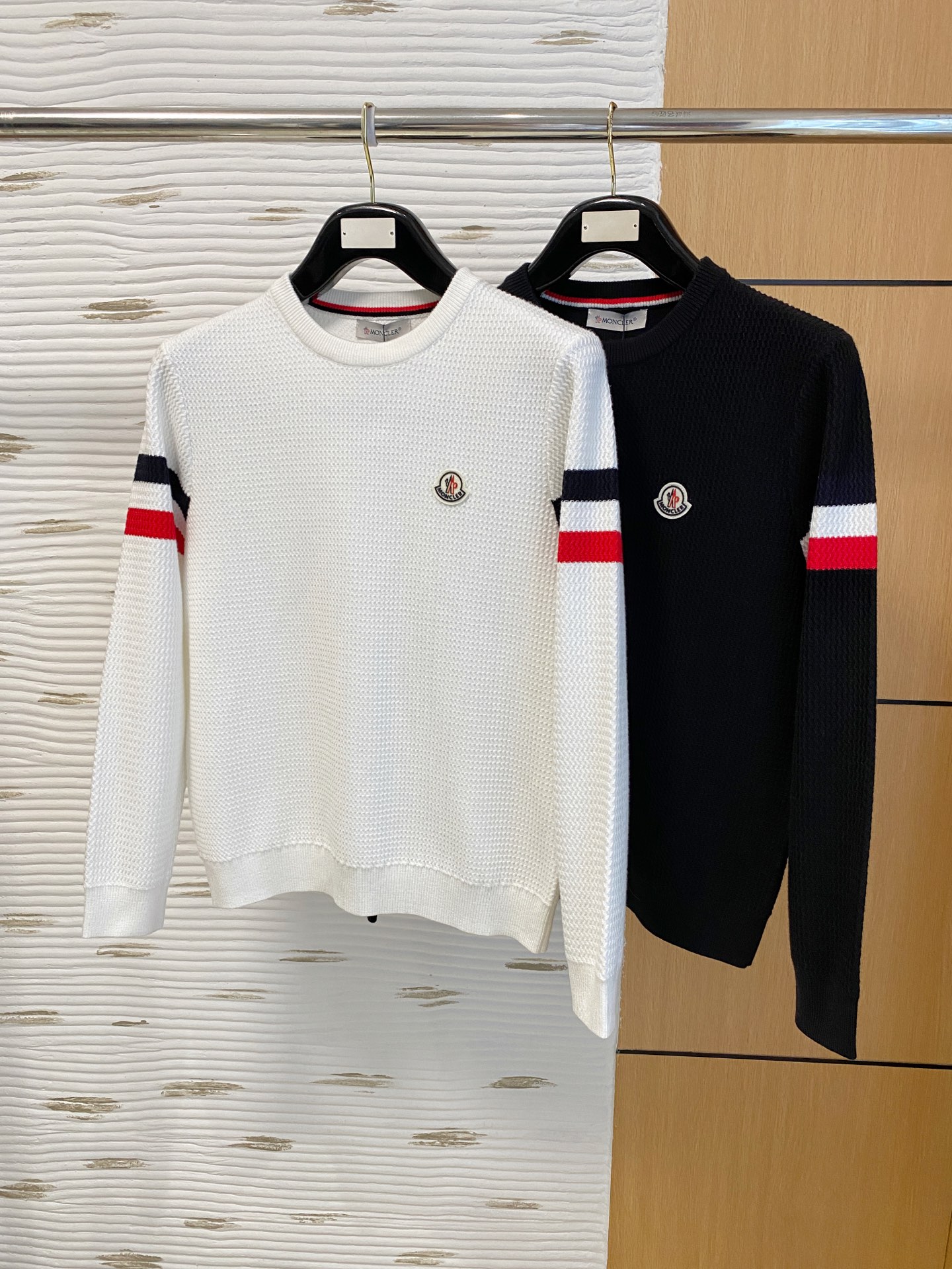 蒙口 2025早秋新款男士羊毛针织衫，专柜在售爆款单品，各大时尚买手明星人手一件的百搭单品。简单时尚甚是