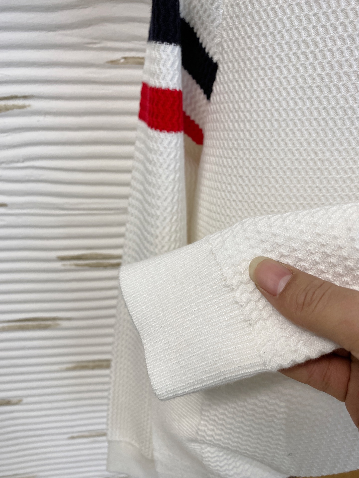 蒙口 2025早秋新款男士羊毛针织衫，专柜在售爆款单品，各大时尚买手明星人手一件的百搭单品。简单时尚甚是