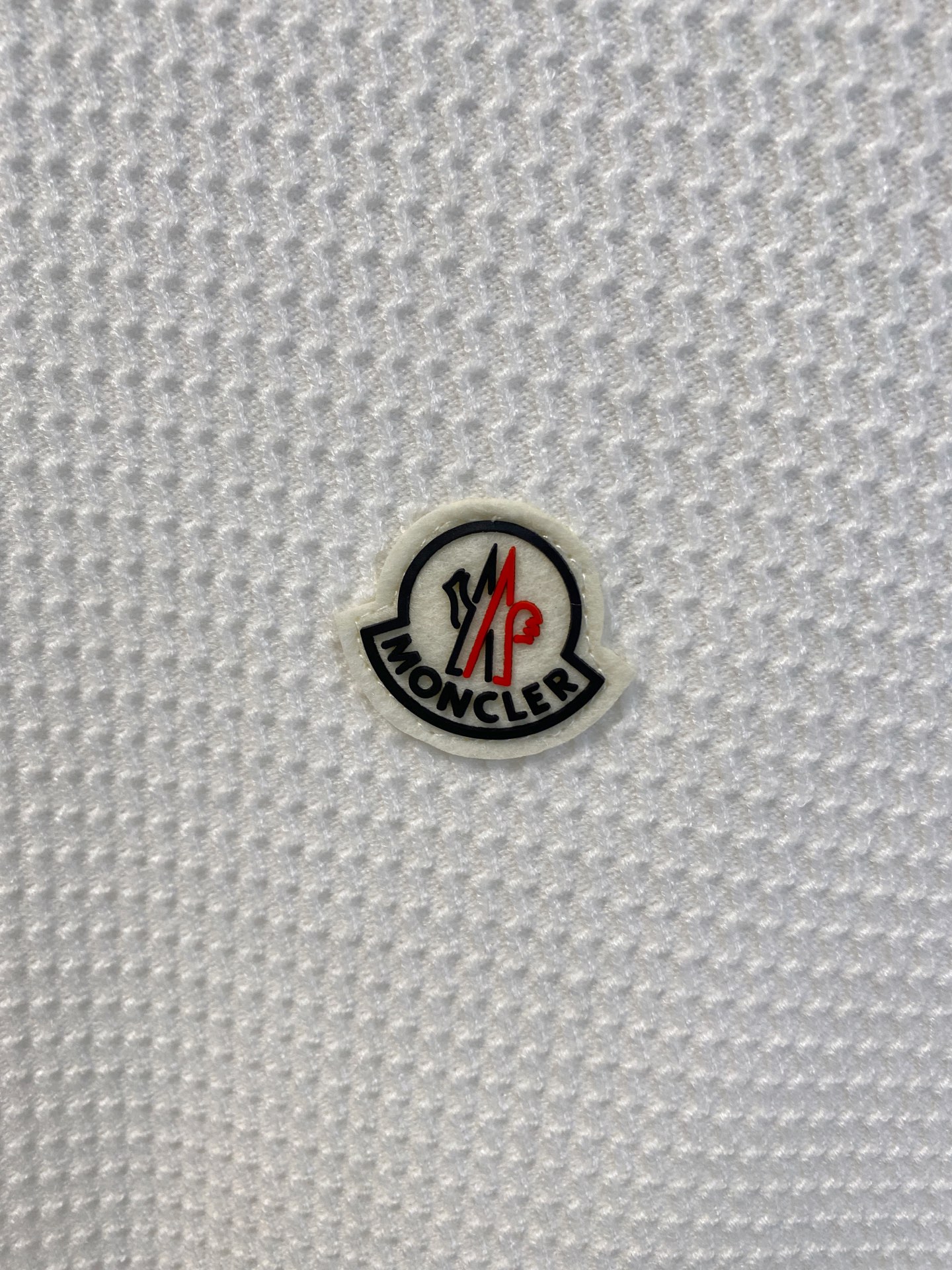 蒙口 2025早秋新款男士羊毛针织衫，专柜在售爆款单品，各大时尚买手明星人手一件的百搭单品。简单时尚甚是