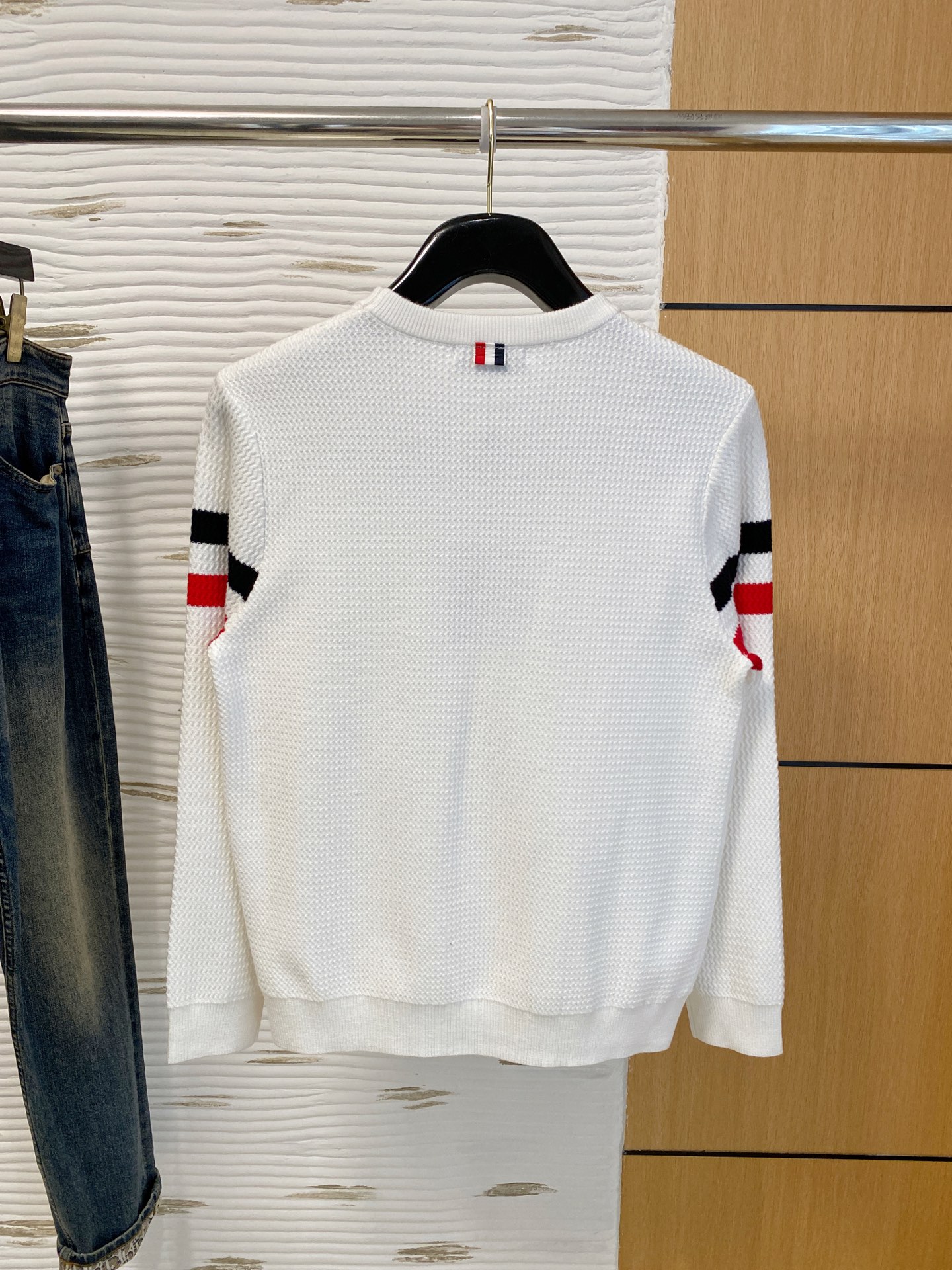 蒙口 2025早秋新款男士羊毛针织衫，专柜在售爆款单品，各大时尚买手明星人手一件的百搭单品。简单时尚甚是