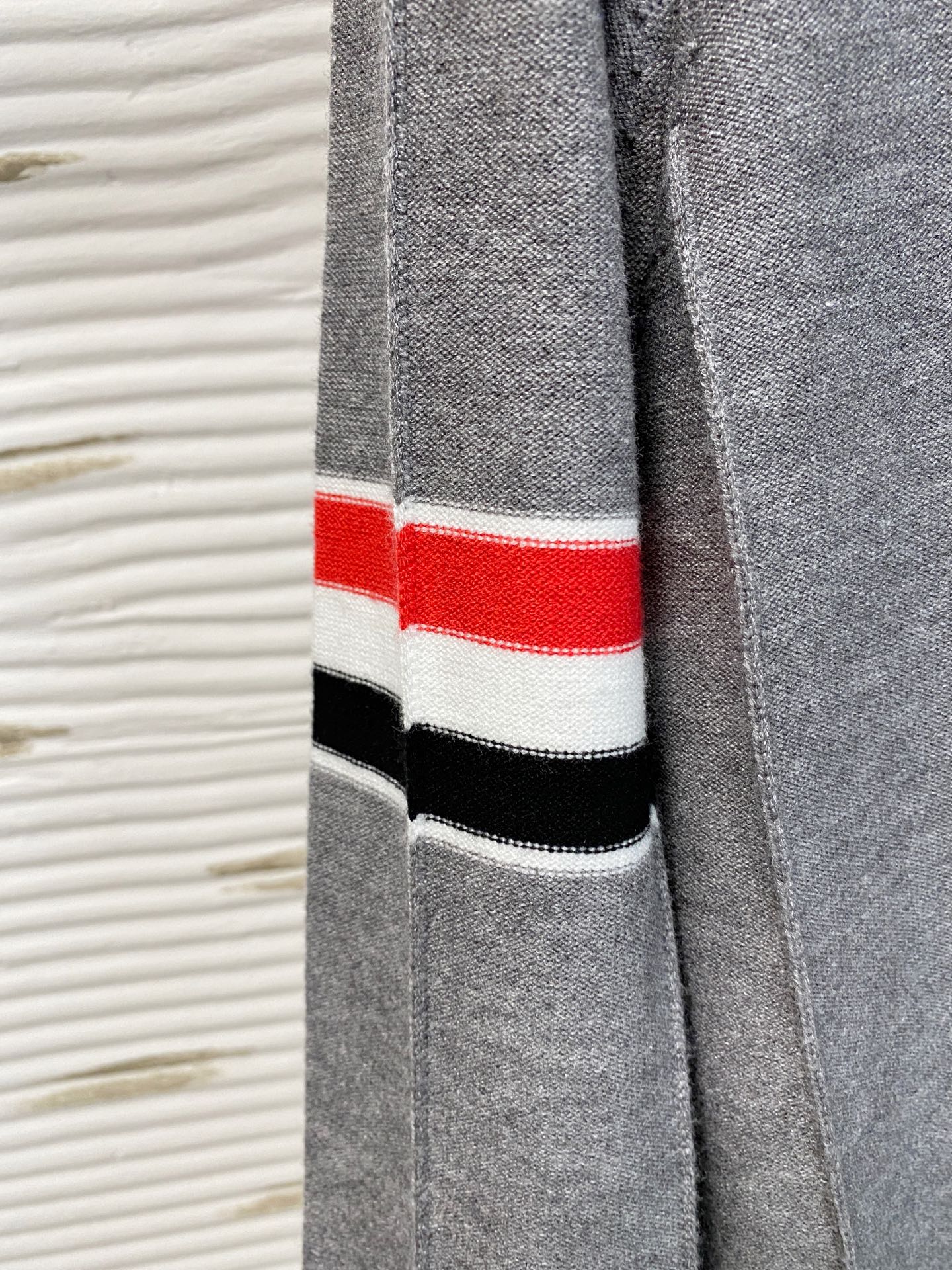 TB 2025早秋新款男士羊毛针织衫，专柜在售爆款单品，各大时尚买手明星人手一件的百搭单品。简单时尚甚是