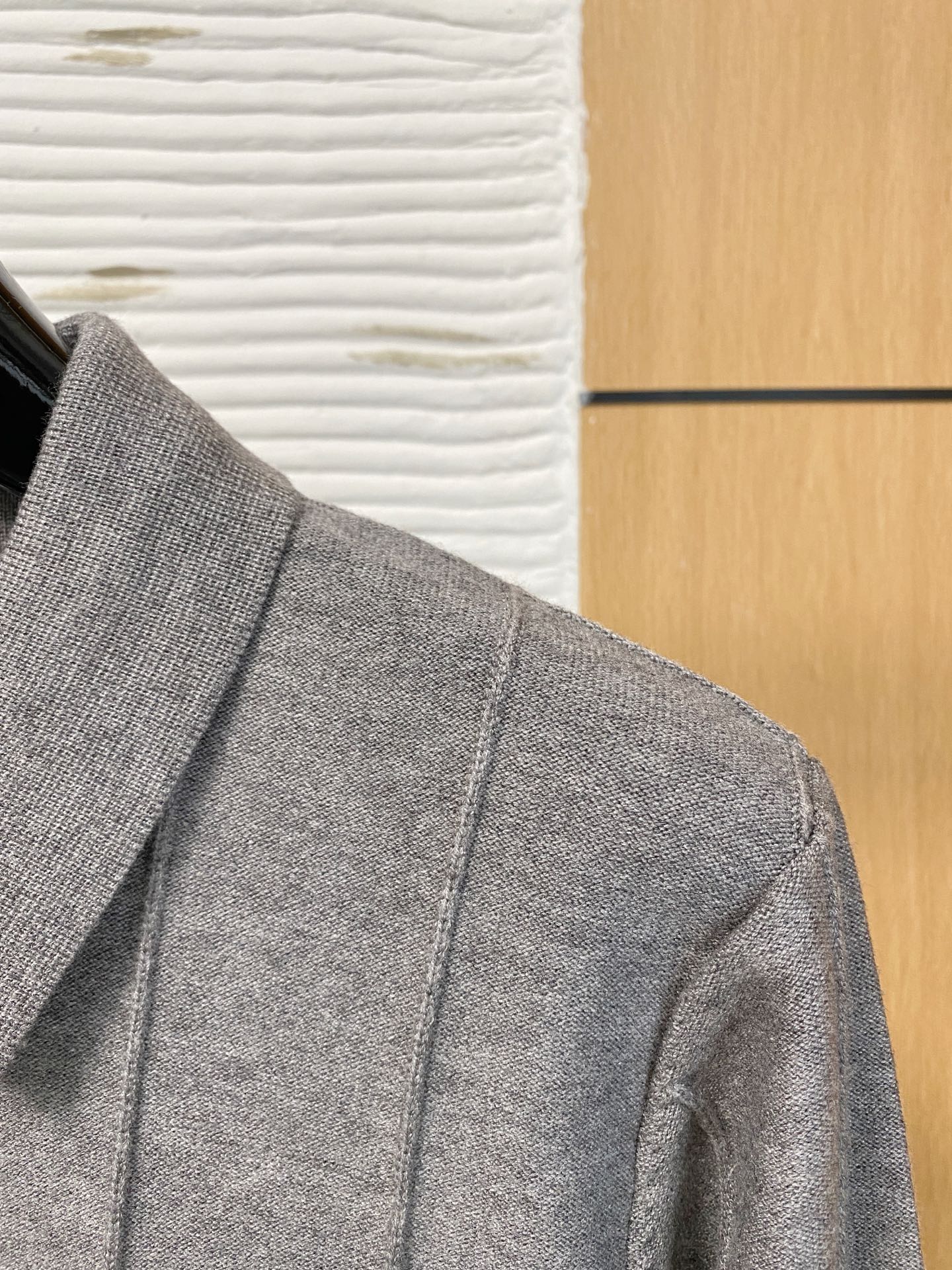 TB 2025早秋新款男士羊毛针织衫，专柜在售爆款单品，各大时尚买手明星人手一件的百搭单品。简单时尚甚是