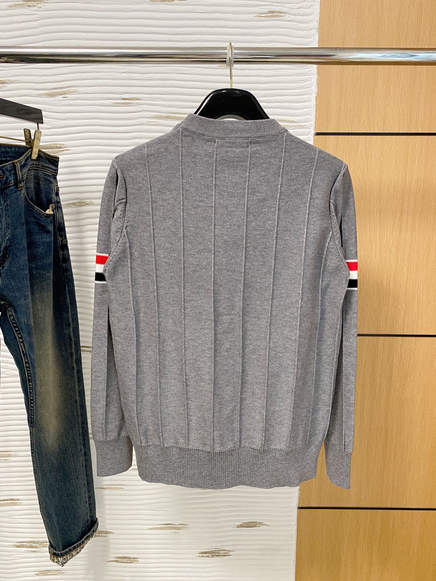 TB 2025早秋新款男士羊毛针织衫，专柜在售爆款单品，各大时尚买手明星人手一件的百搭单品。简单时尚甚是