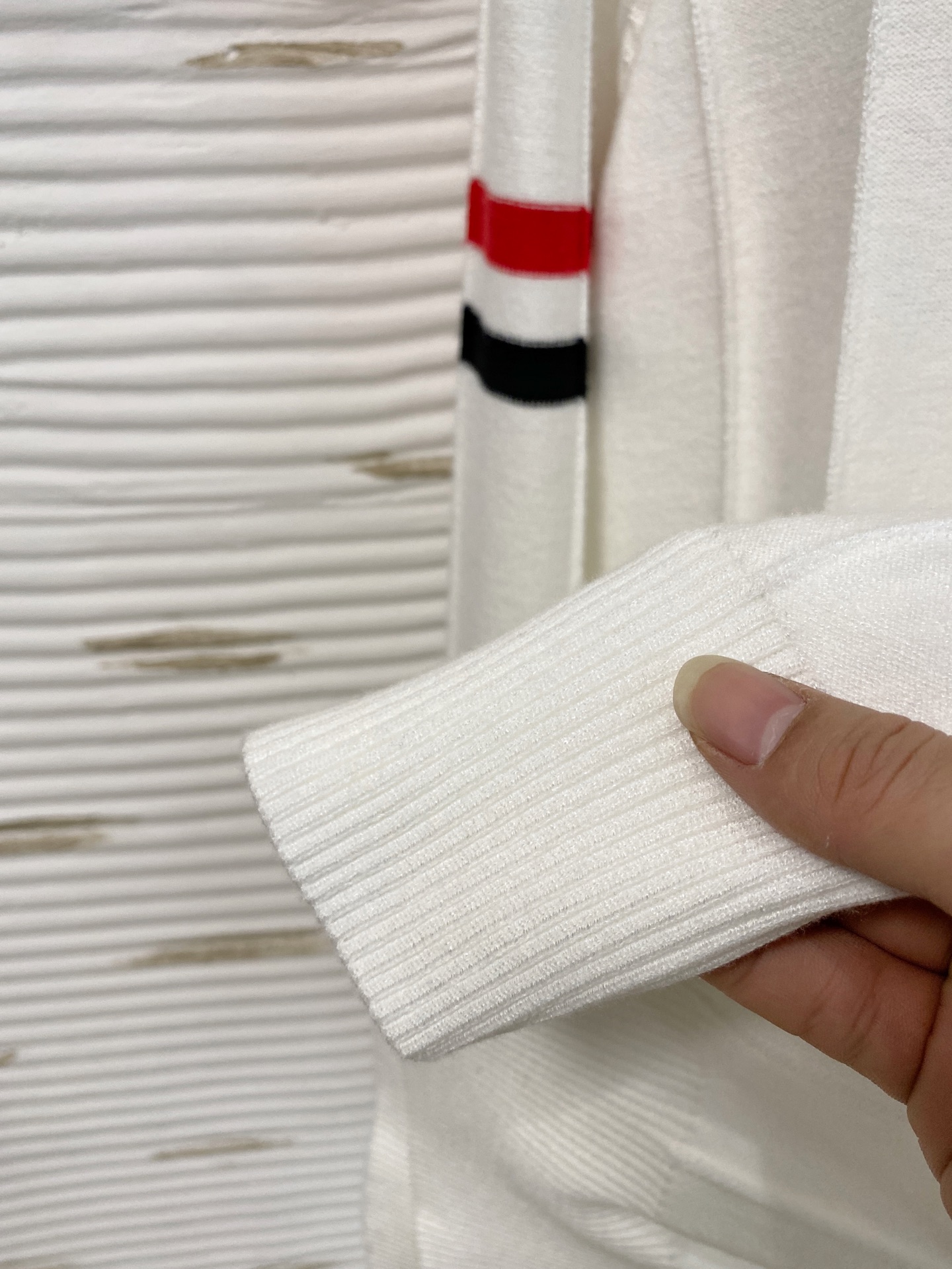 TB 2025早秋新款男士羊毛针织衫，专柜在售爆款单品，各大时尚买手明星人手一件的百搭单品。简单时尚甚是