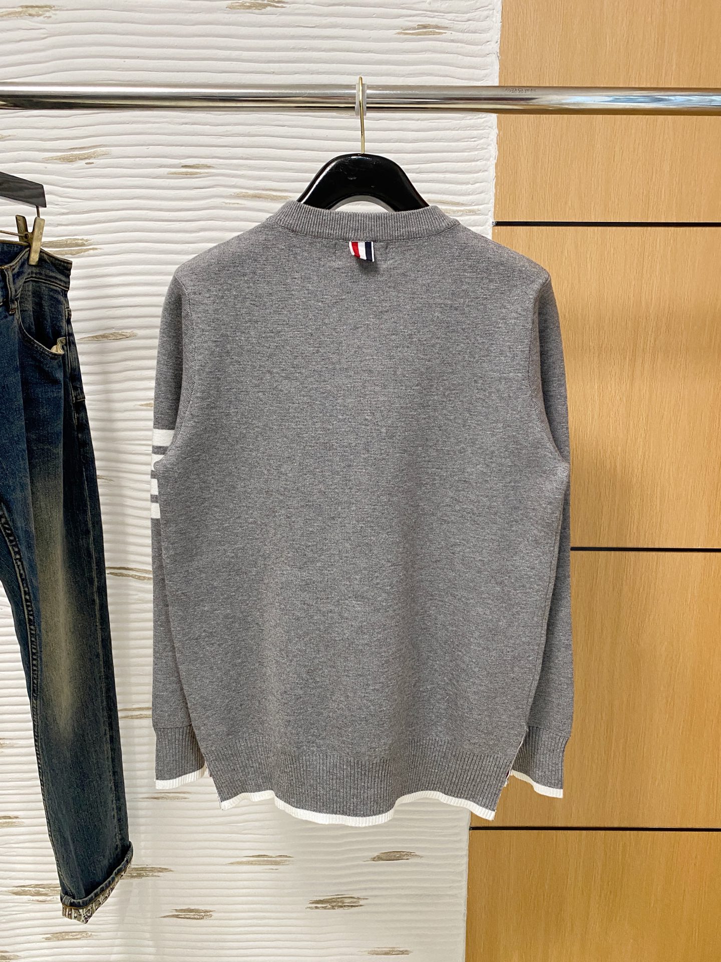 TB 2025早秋新款男士羊毛针织衫，专柜在售爆款单品，各大时尚买手明星人手一件的百搭单品。简单时尚甚是