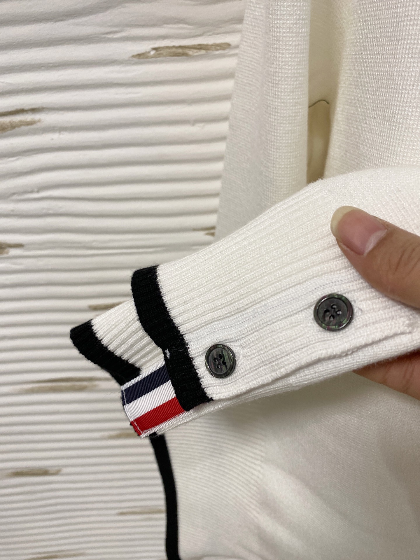 TB 2025早秋新款男士羊毛针织衫，专柜在售爆款单品，各大时尚买手明星人手一件的百搭单品。简单时尚甚是