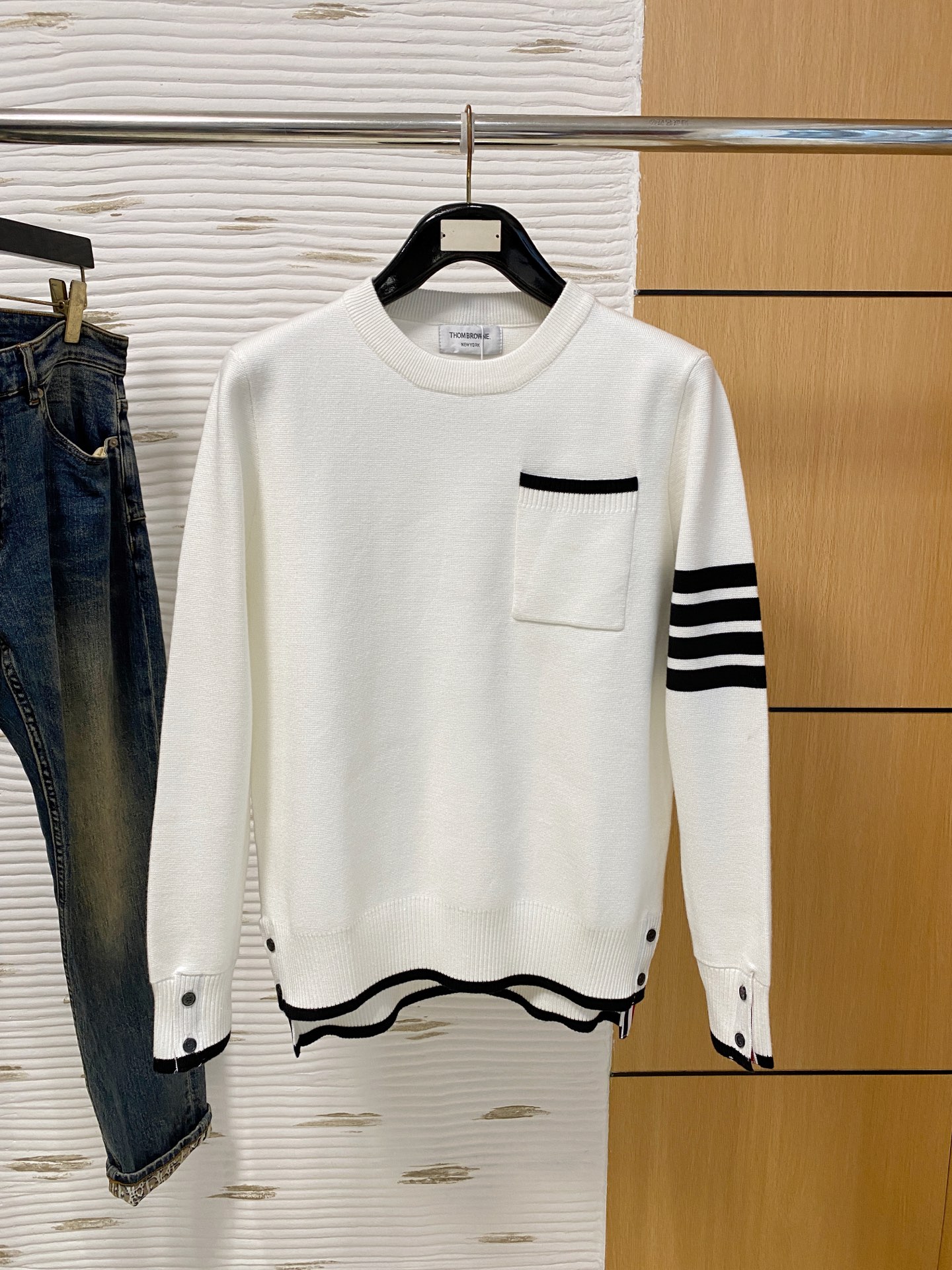 TB 2025早秋新款男士羊毛针织衫，专柜在售爆款单品，各大时尚买手明星人手一件的百搭单品。简单时尚甚是