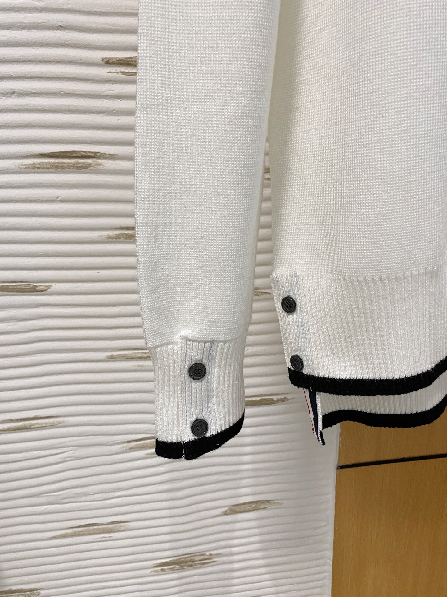 TB 2025早秋新款男士羊毛针织衫，专柜在售爆款单品，各大时尚买手明星人手一件的百搭单品。简单时尚甚是