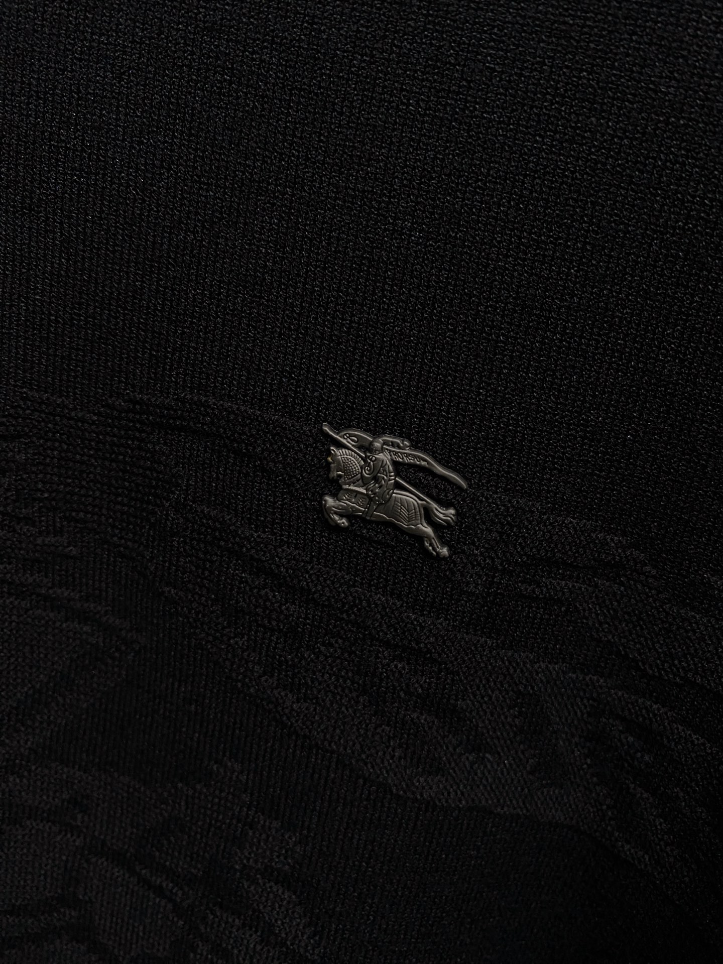 巴宝莉 毛衣 2025秋冬最新系列，专柜1:1顶级复刻，全品相！加厚款，潮人必备单品！懂货的老铁赶紧下手