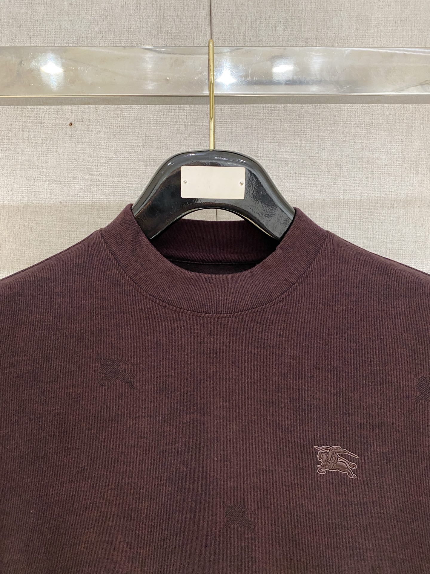 巴宝莉 毛衣 2025秋冬最新系列，专柜1:1顶级复刻，全品相！加厚款，潮人必备单品！懂货的老铁赶紧下手