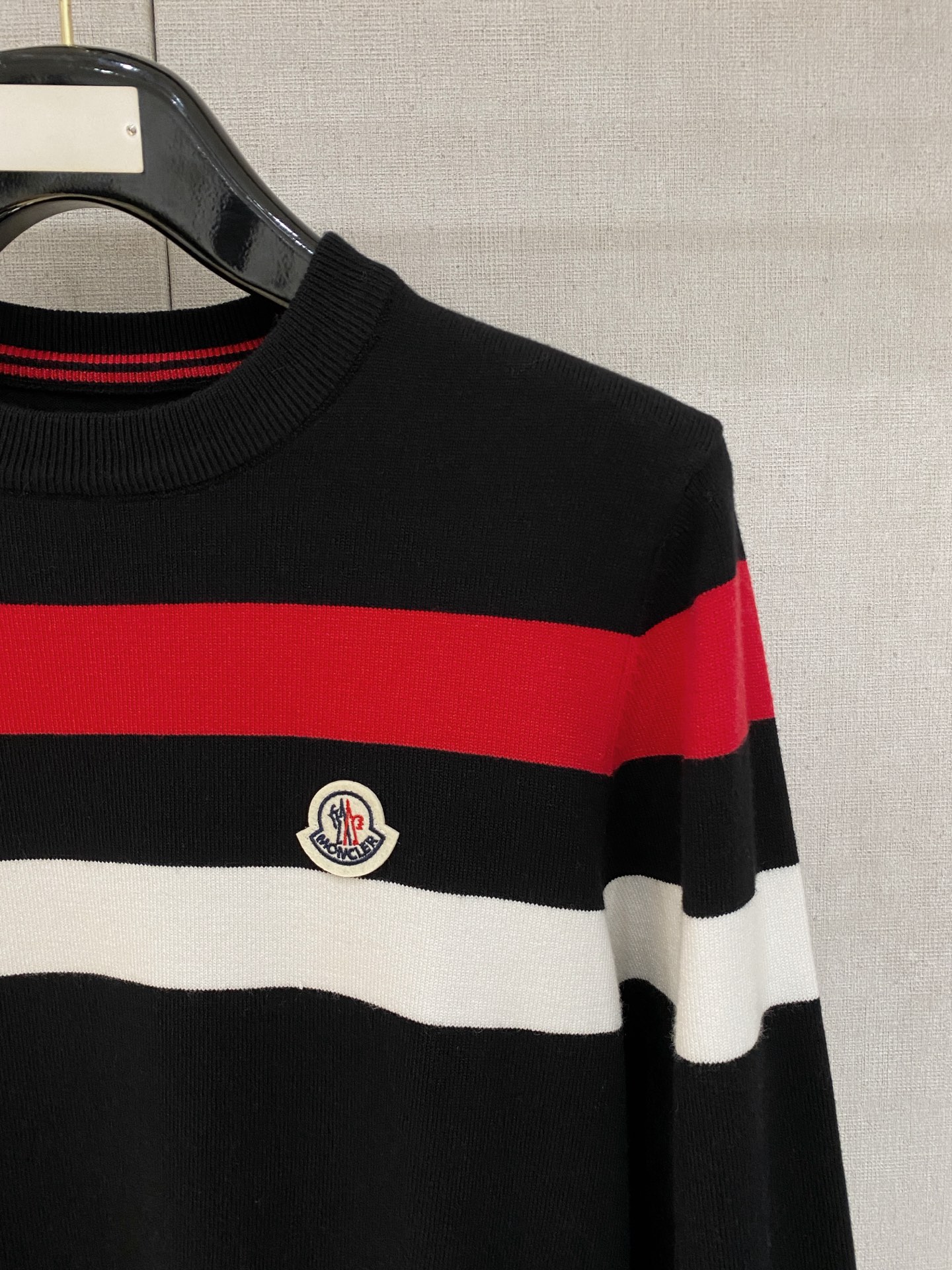 蒙口 毛衣 2025秋冬最新系列，专柜1:1顶级复刻，全品相！加厚款，潮人必备单品！懂货的老铁赶紧下手，