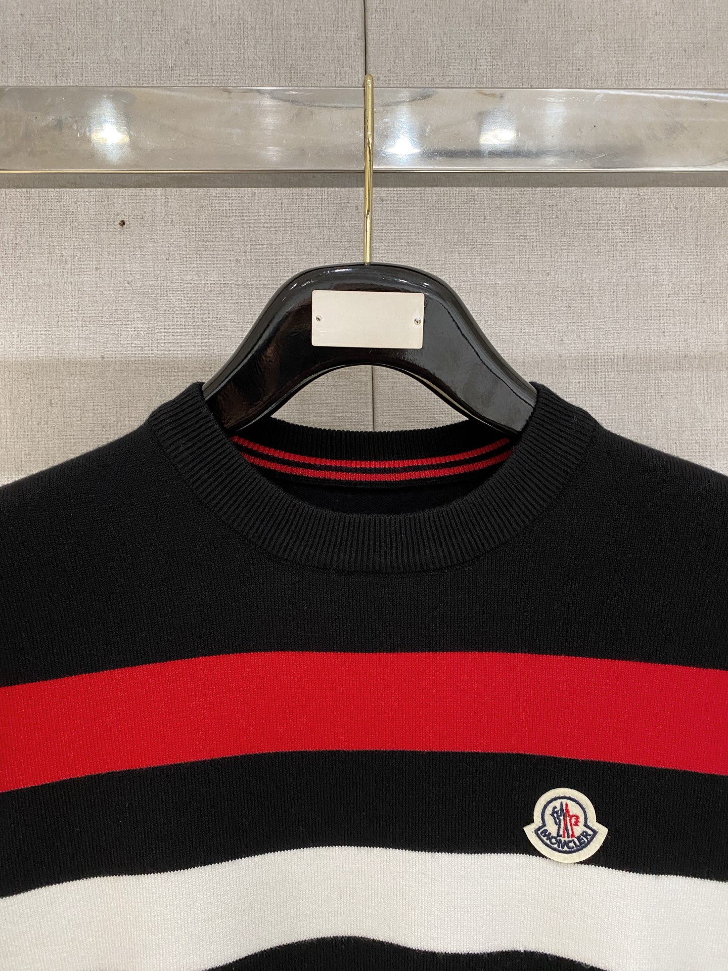 蒙口 毛衣 2025秋冬最新系列，专柜1:1顶级复刻，全品相！加厚款，潮人必备单品！懂货的老铁赶紧下手，