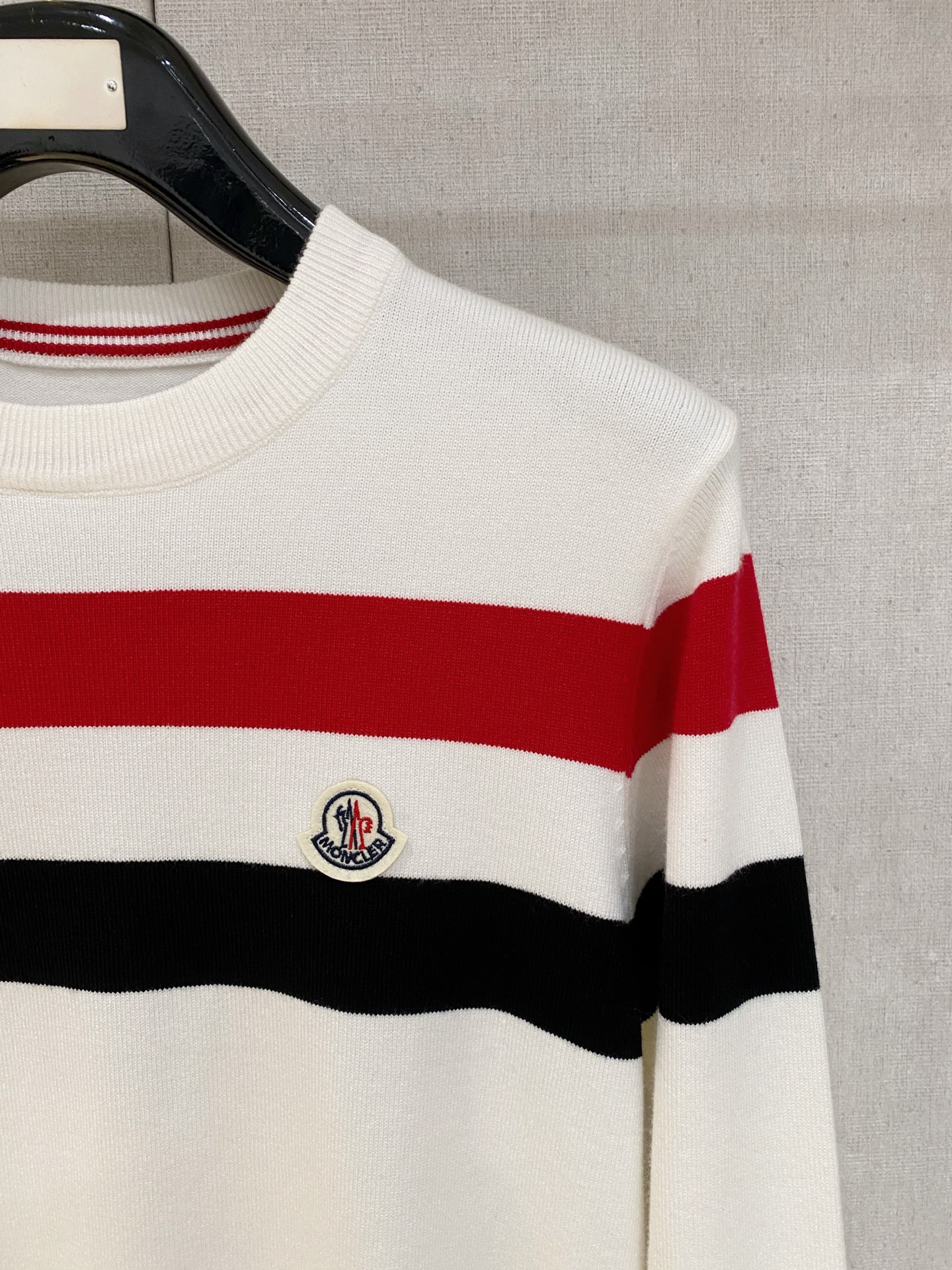 蒙口 毛衣 2025秋冬最新系列，专柜1:1顶级复刻，全品相！加厚款，潮人必备单品！懂货的老铁赶紧下手，