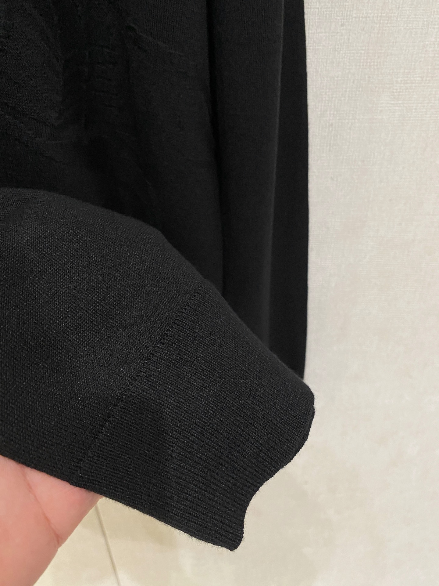 巴宝莉 毛衣 2025秋冬最新系列，专柜1:1顶级复刻，全品相！加厚款，潮人必备单品！懂货的老铁赶紧下手