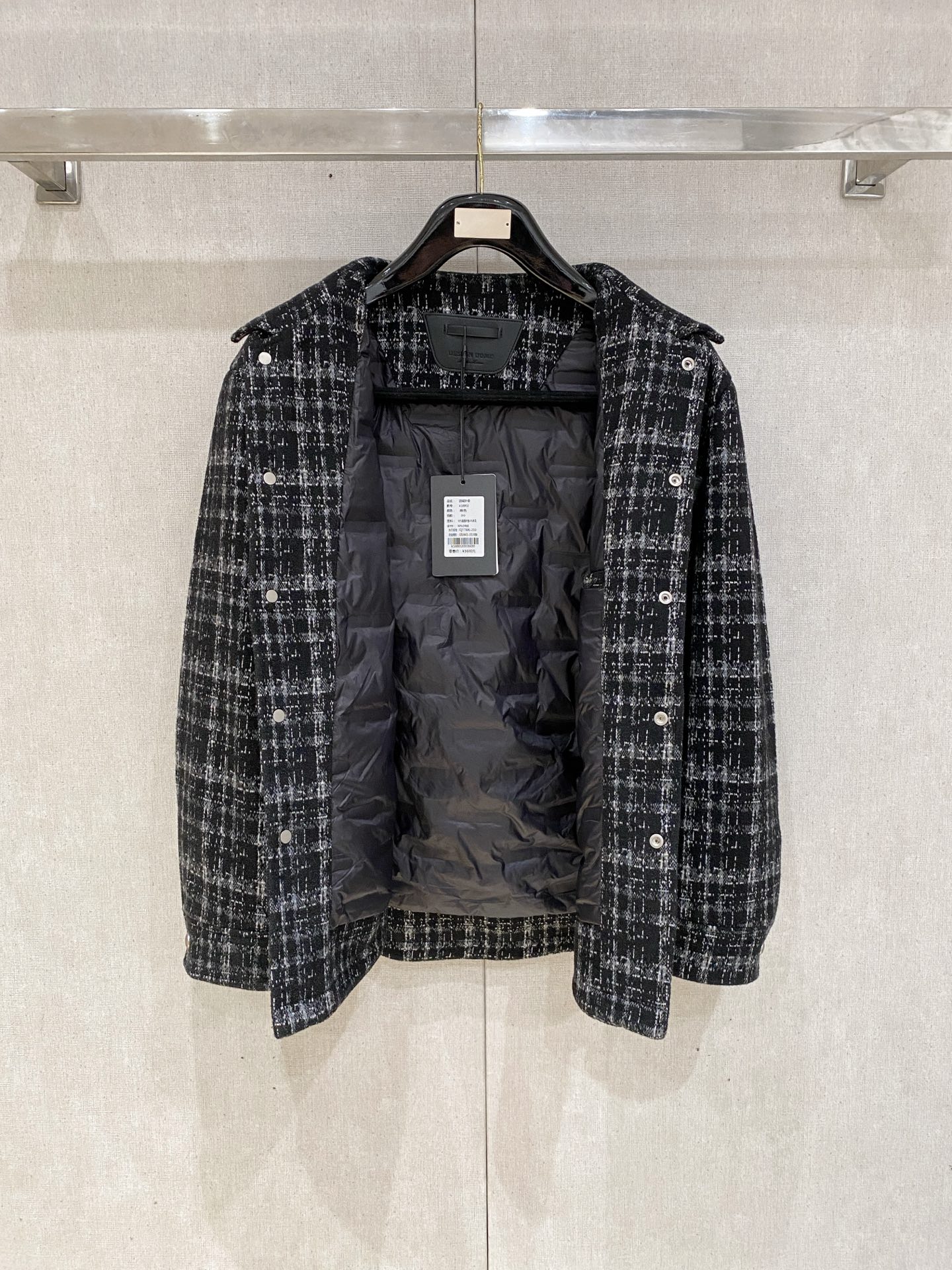 Lv 25ss秋冬新款🆕鹅绒羽绒服原版1:1订制五金配件全进口原版定制 欢迎专柜对比 绝对的高品质 采用