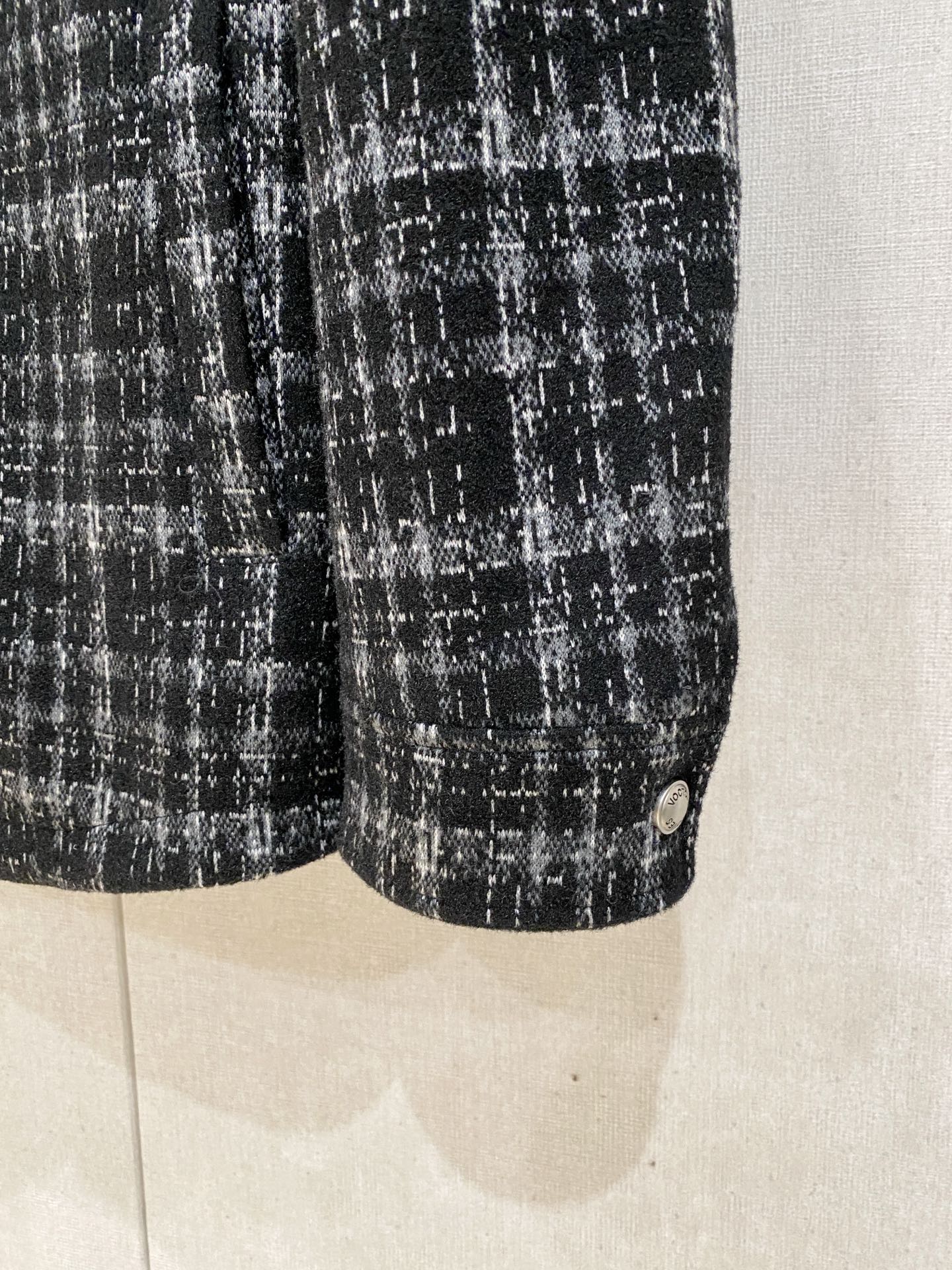 Lv 25ss秋冬新款🆕鹅绒羽绒服原版1:1订制五金配件全进口原版定制 欢迎专柜对比 绝对的高品质 采用