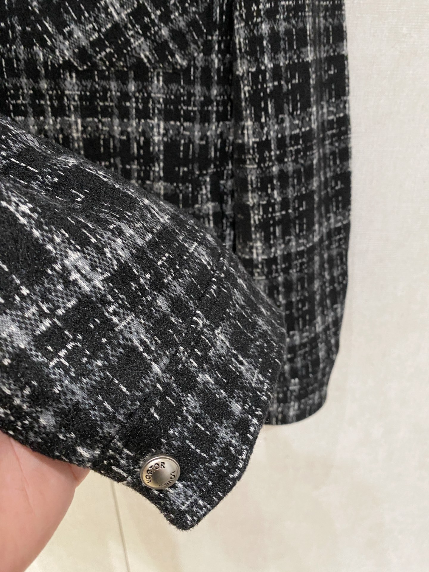 Lv 25ss秋冬新款🆕鹅绒羽绒服原版1:1订制五金配件全进口原版定制 欢迎专柜对比 绝对的高品质 采用