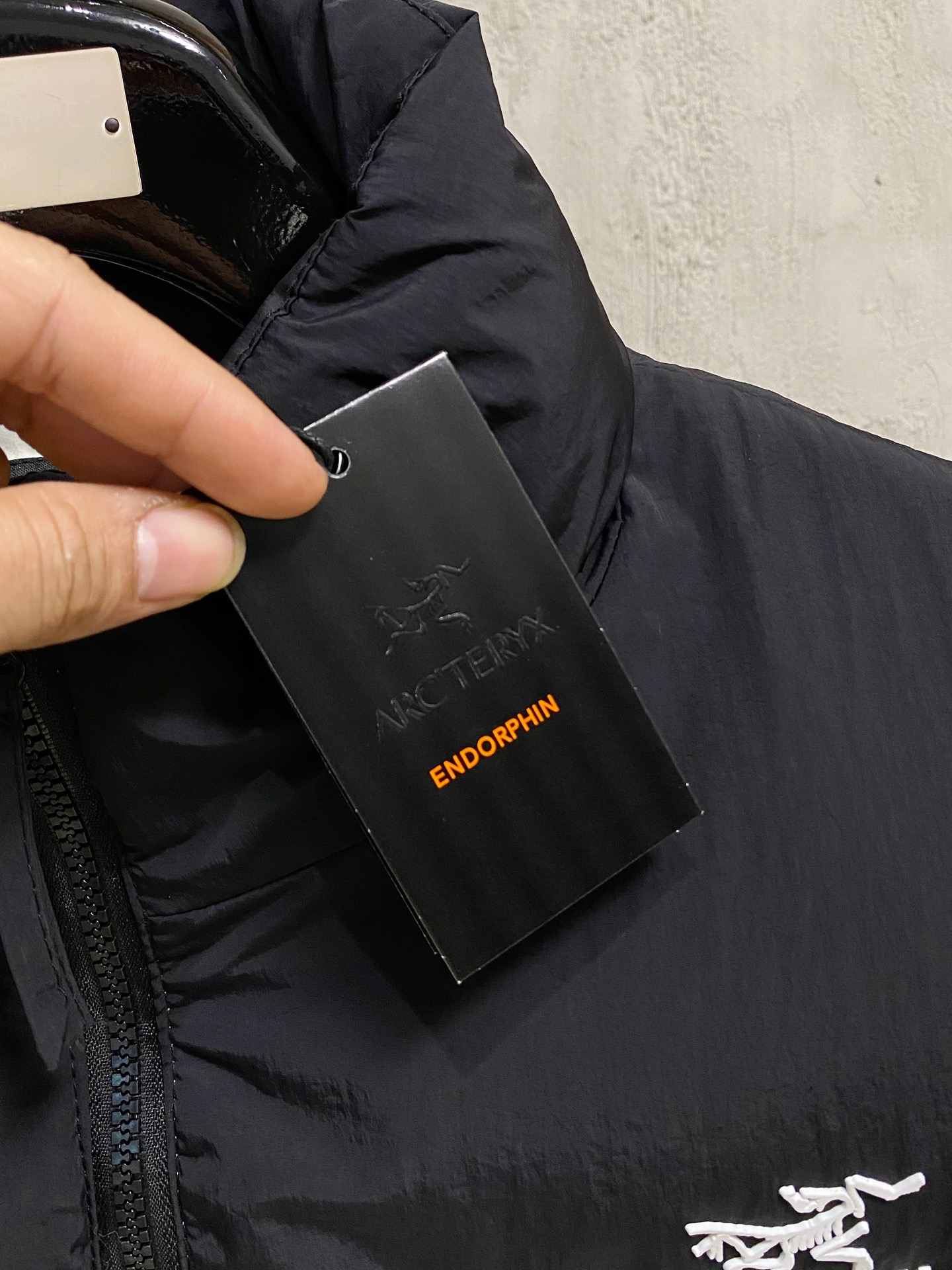 P始祖鸟棉服25ss早秋【新品】秋冬专柜新款休闲棉服外套！超前卫设计风格 细腻舒适 穿着非常轻便不易起皱