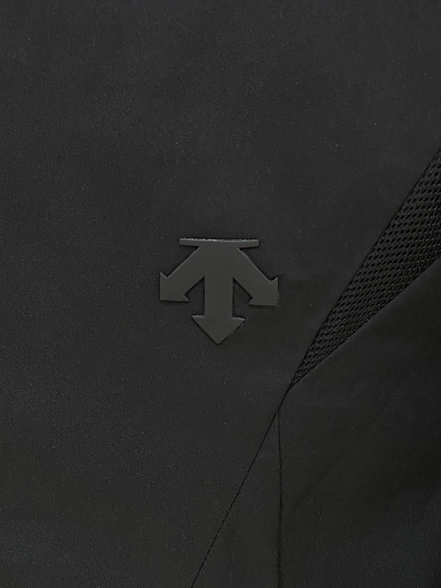 🌾普拉达25ss早秋【新品】风衣夹克外套爆款 秋冬专柜新款休闲时尚夹克外套！超前卫设计风格 细腻舒适 穿