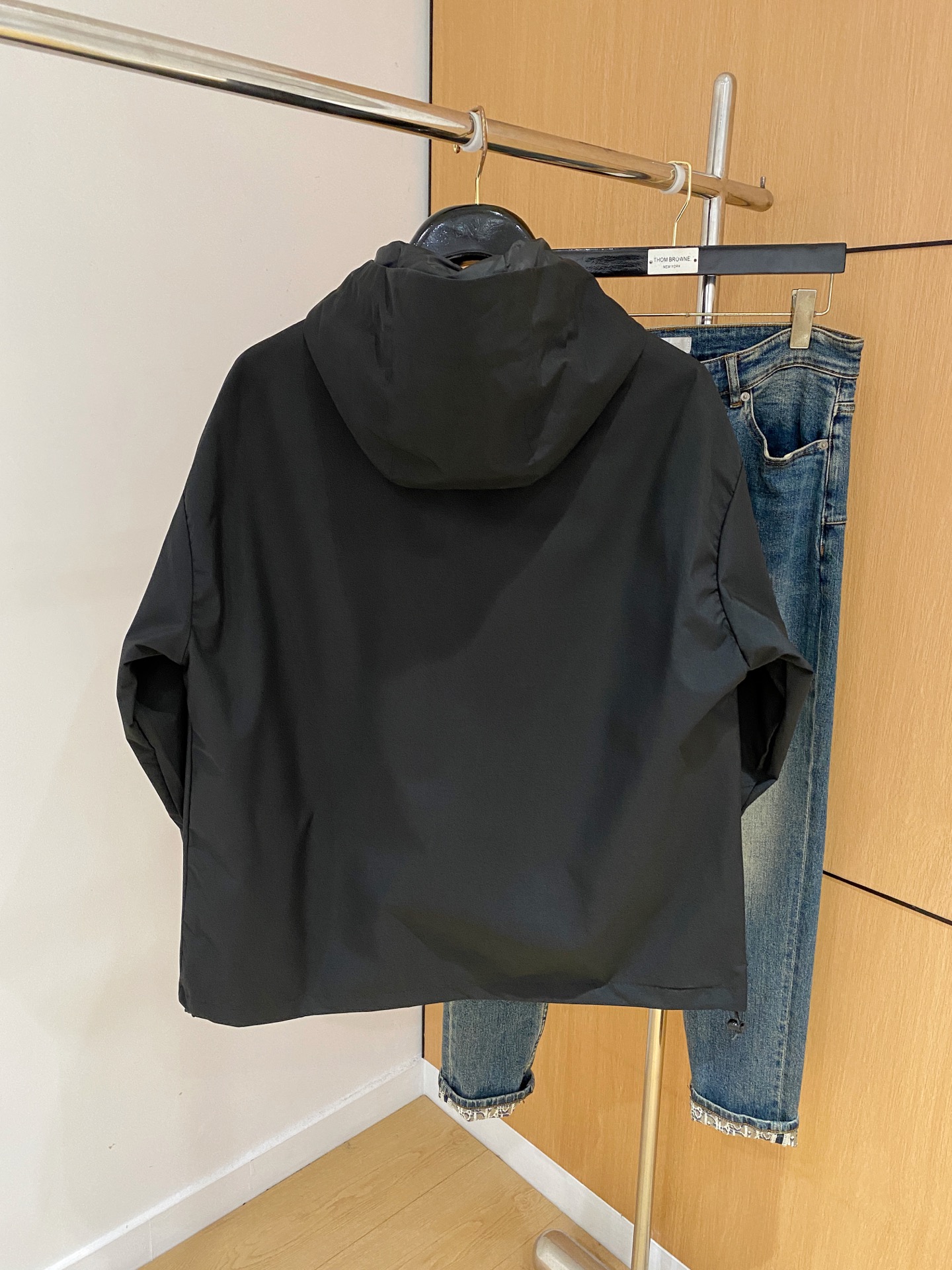 P可隆25ss早秋【新品】风衣夹克外套爆款 秋冬专柜新款休闲时尚夹克外套！超前卫设计风格 细腻舒适 穿着