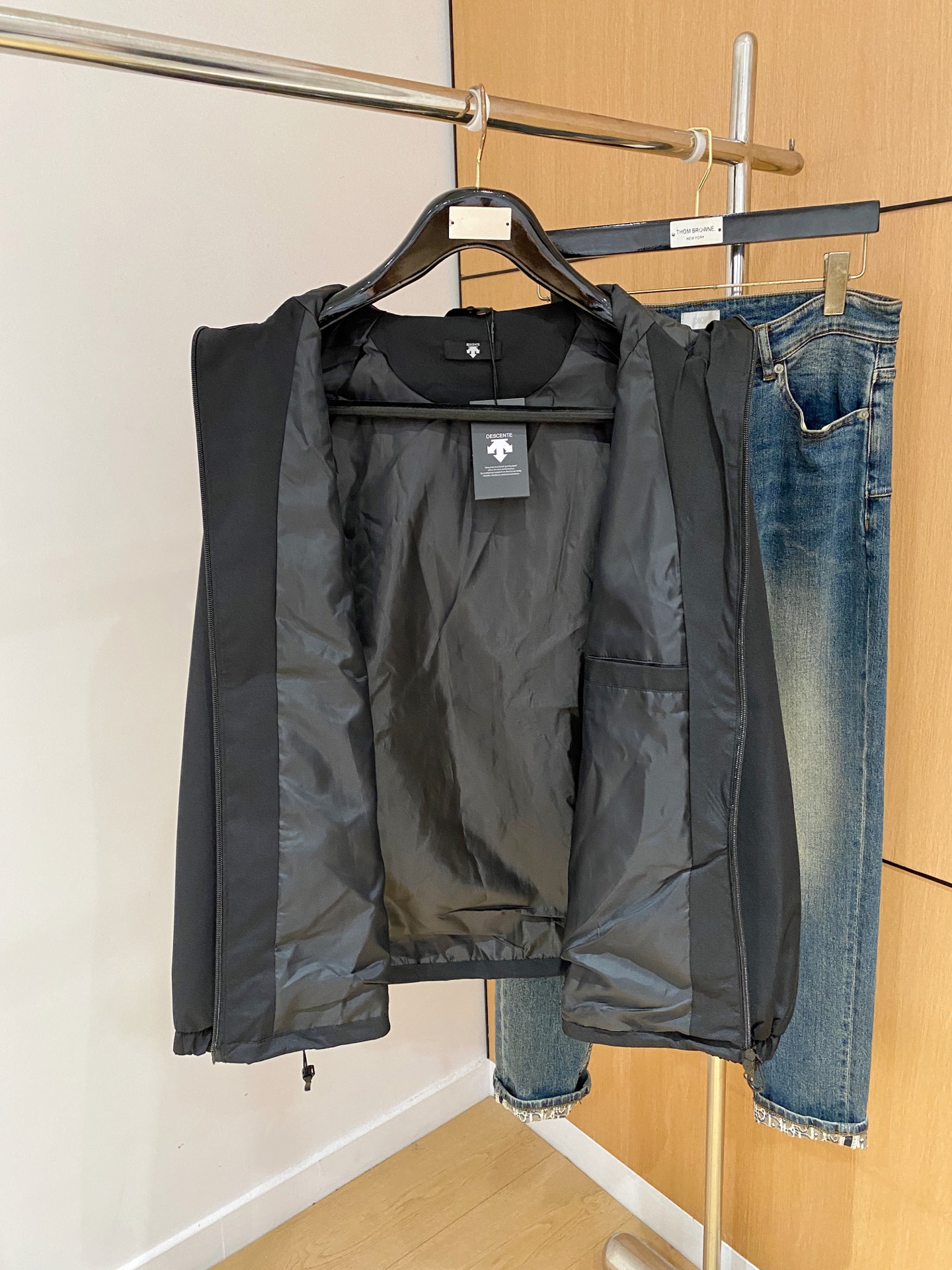 P迪桑特25ss早秋【新品】风衣夹克外套爆款 秋冬专柜新款休闲时尚夹克外套！超前卫设计风格 细腻舒适 穿