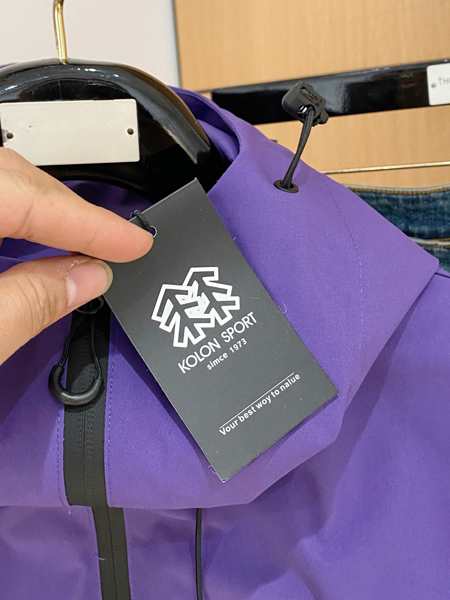 P可隆25ss早秋【新品】风衣夹克外套爆款 秋冬专柜新款休闲时尚夹克外套！超前卫设计风格 细腻舒适 穿着