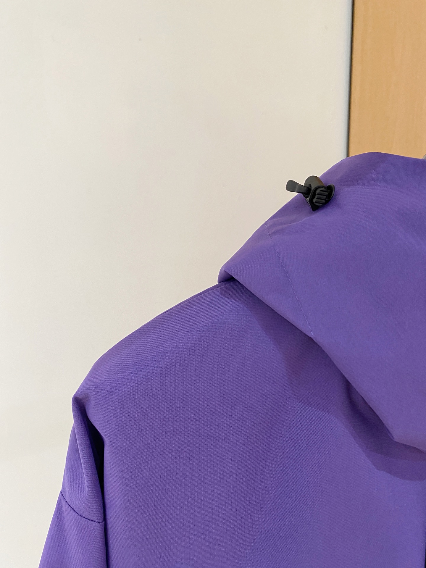 P可隆25ss早秋【新品】风衣夹克外套爆款 秋冬专柜新款休闲时尚夹克外套！超前卫设计风格 细腻舒适 穿着