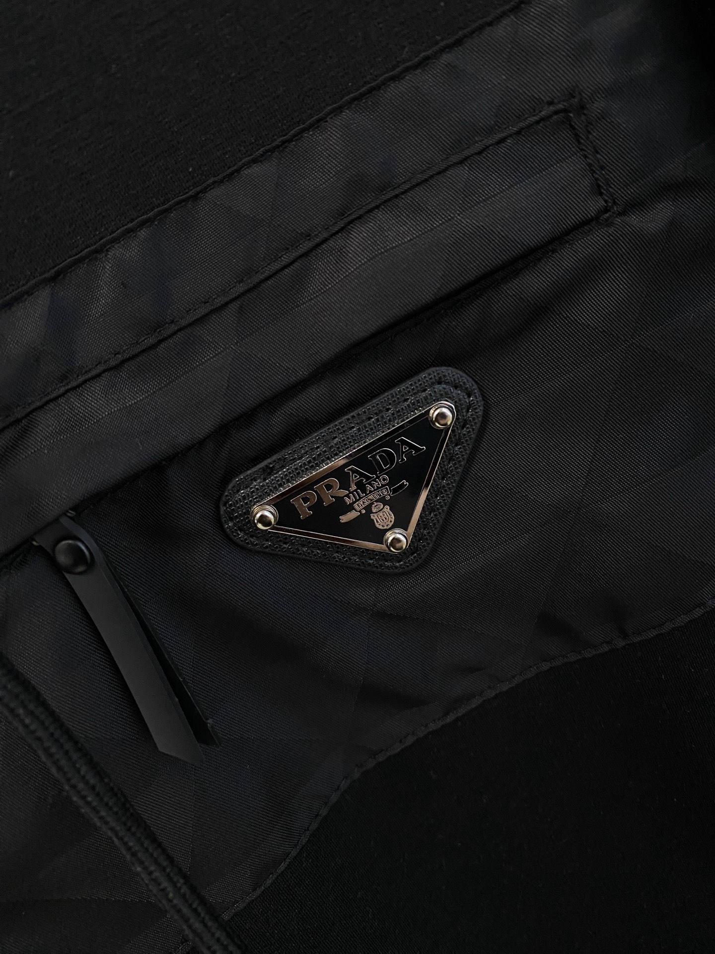 爆款套装来袭 专注官网原版 2025全新爆款开衫卫衣套装 原单狠货🇭🇰倾注顶级设计师的精心之作 就为一个