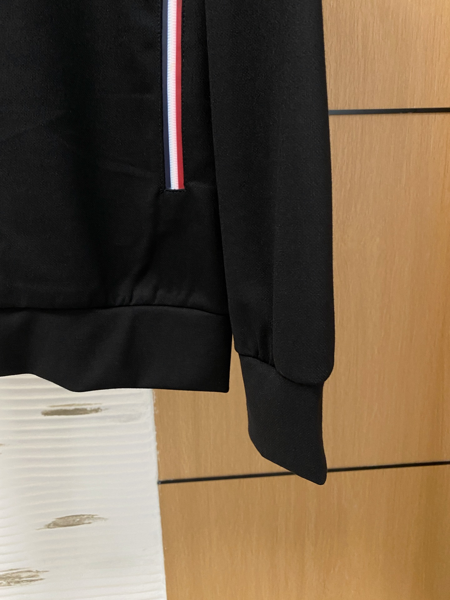 爆款套装来袭 专注官网原版 2025全新爆款开衫卫衣套装 原单狠货🇭🇰倾注顶级设计师的精心之作 就为一个