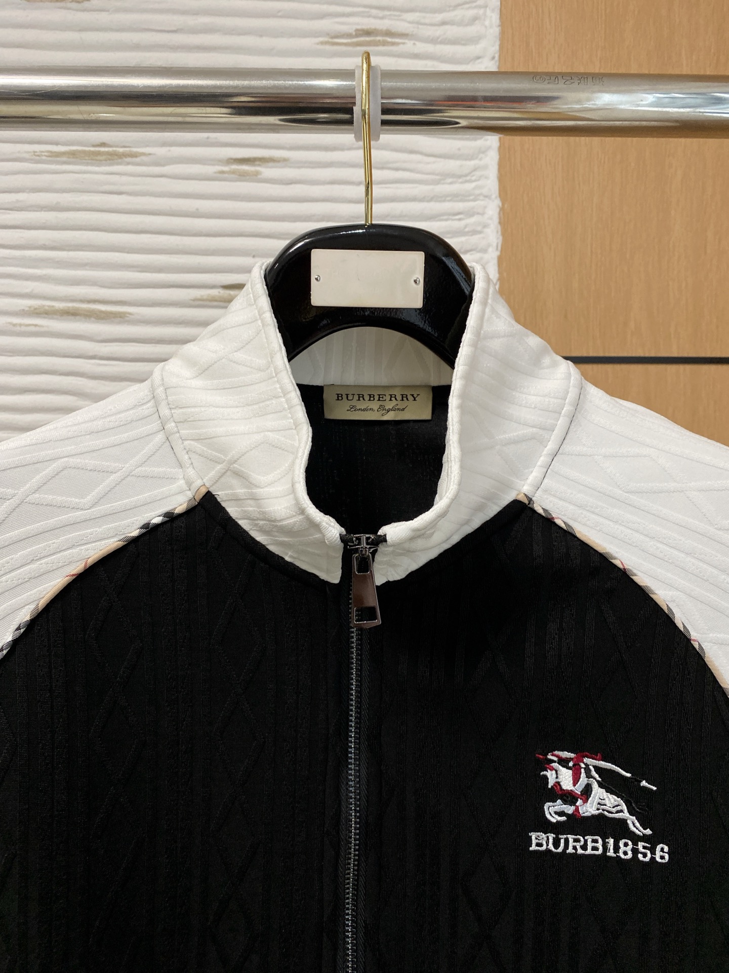 爆款套装来袭 专注官网原版 2025全新爆款开衫卫衣套装 原单狠货🇭🇰倾注顶级设计师的精心之作 就为一个