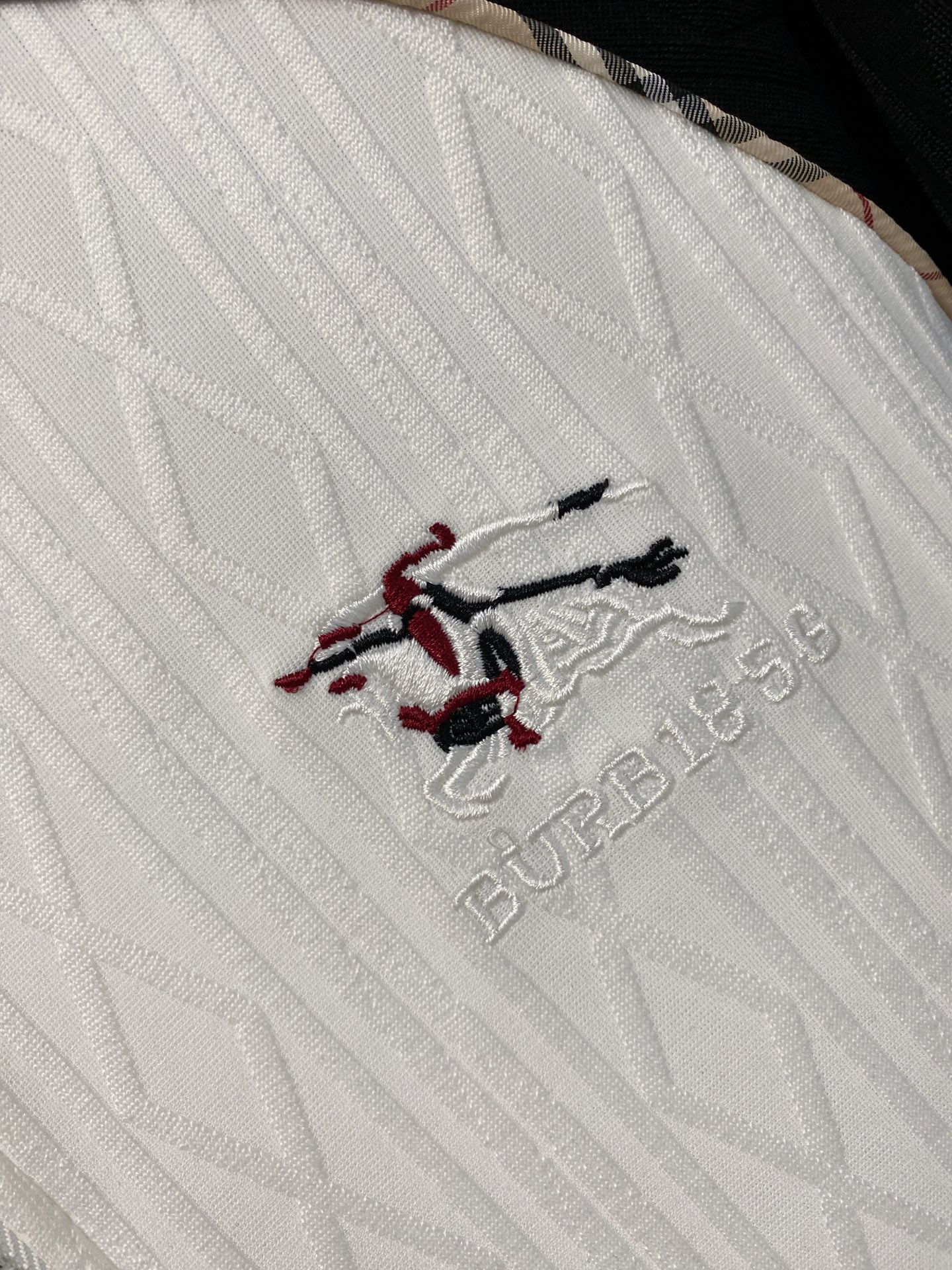 爆款套装来袭 专注官网原版 2025全新爆款开衫卫衣套装 原单狠货🇭🇰倾注顶级设计师的精心之作 就为一个