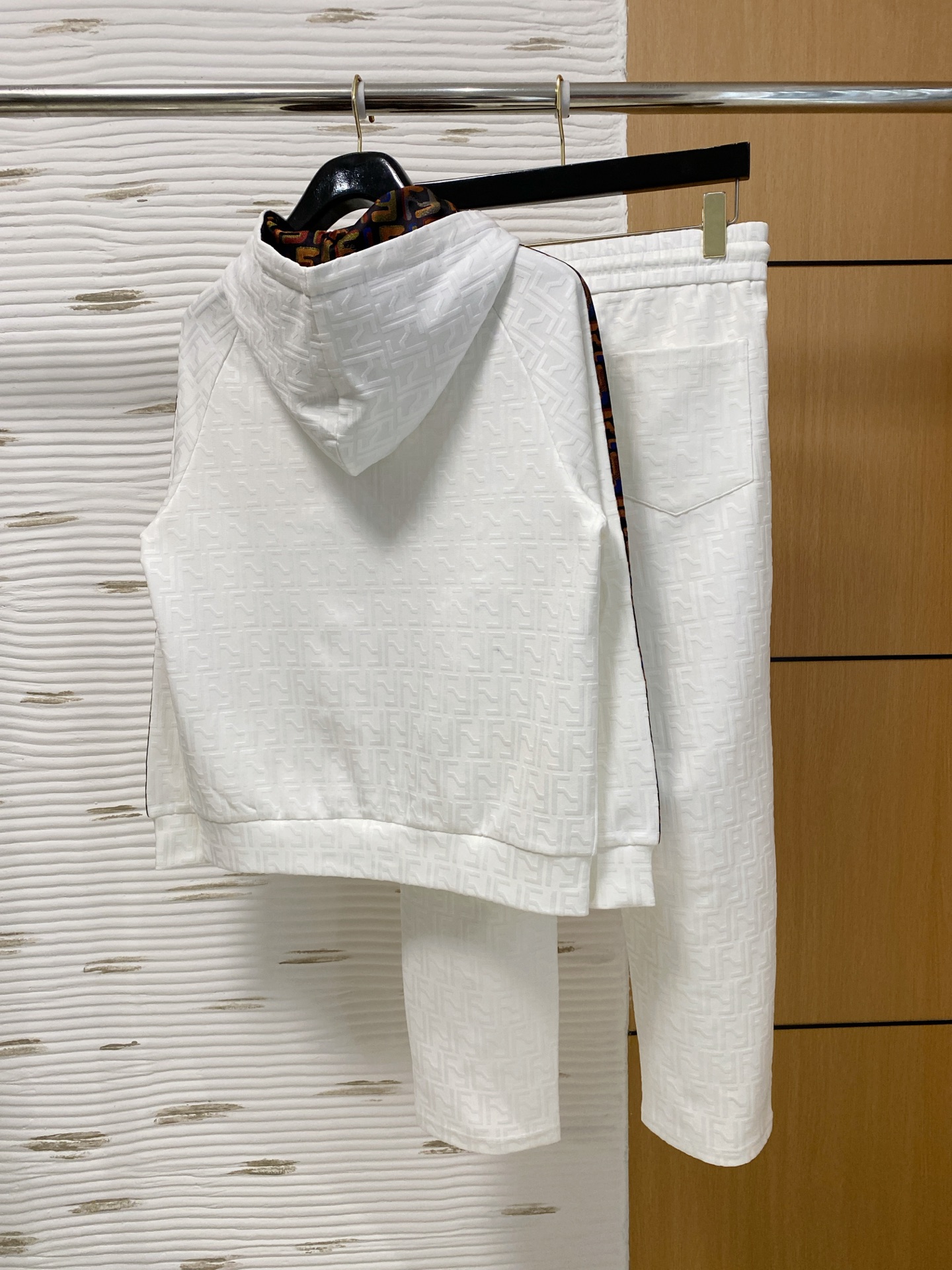 爆款套装来袭 专注官网原版 2025全新爆款开衫卫衣套装 原单狠货🇭🇰倾注顶级设计师的精心之作 就为一个