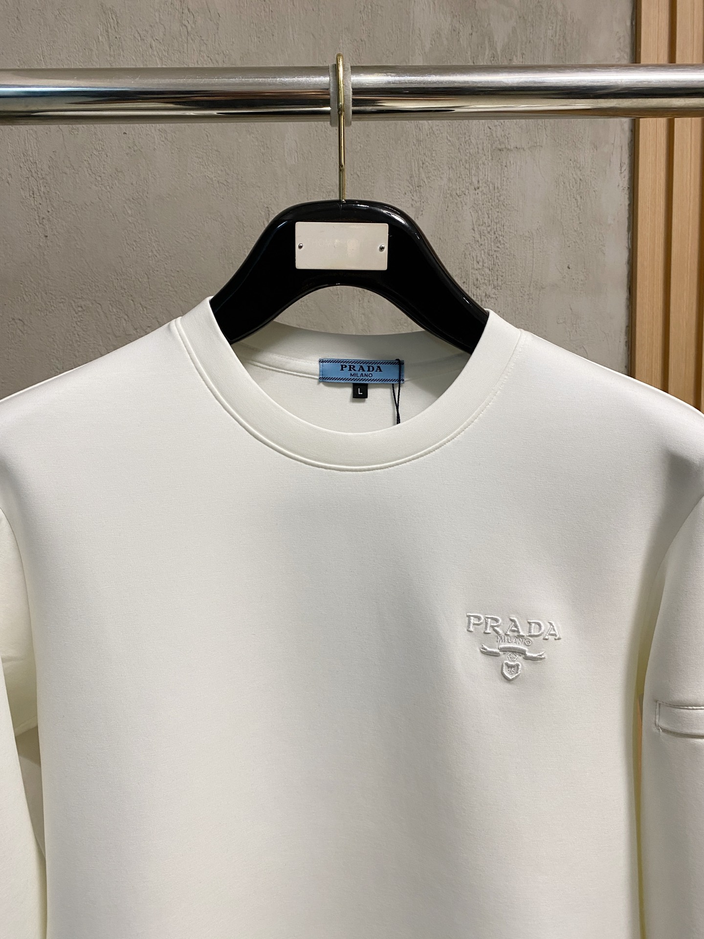 🌾 普拉达 2025早秋新款 顶级版本 最新款空气层 卫衣独家发售！原版复刻，独家设计，超强工艺！极其奢