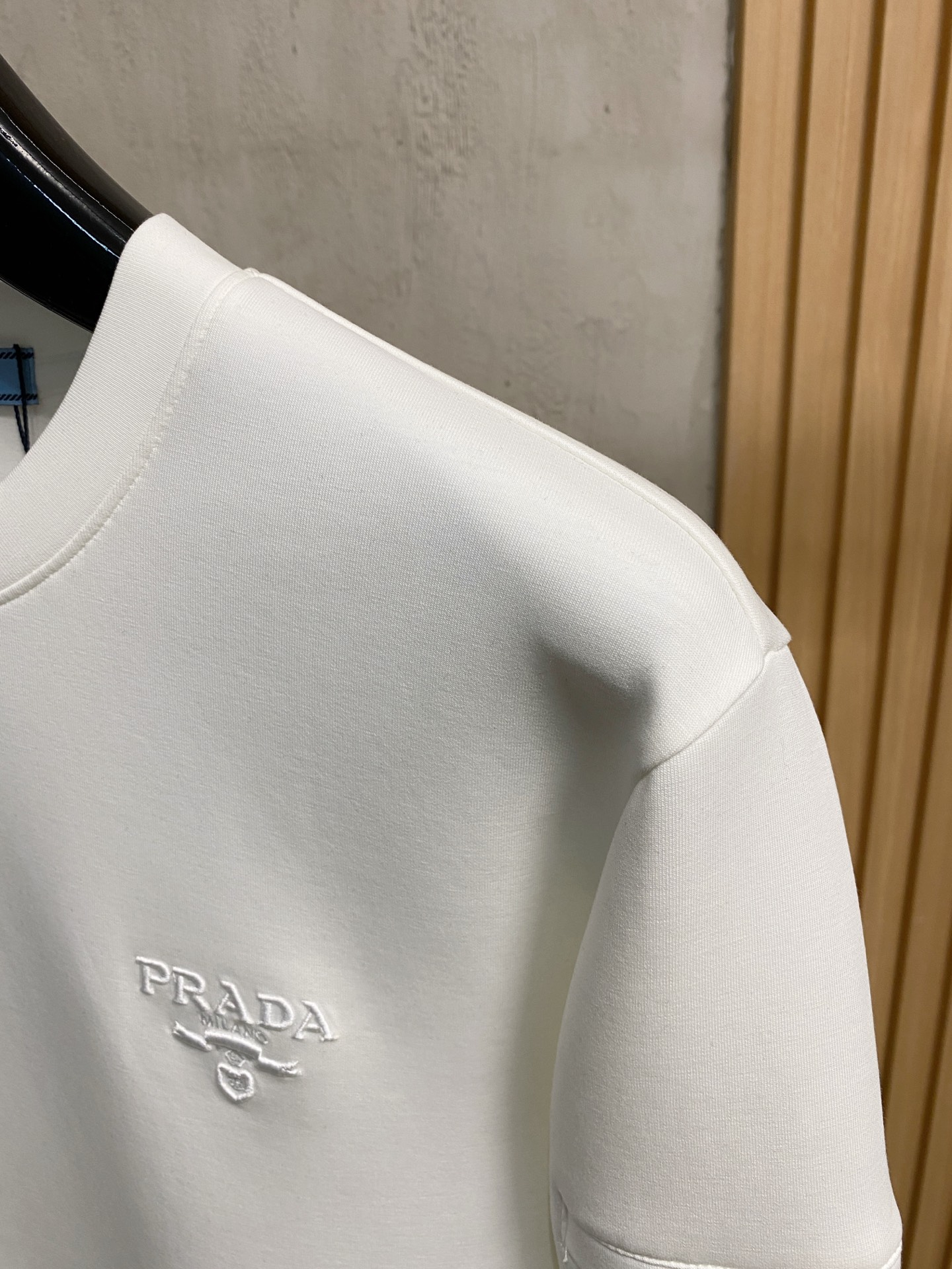 🌾 普拉达 2025早秋新款 顶级版本 最新款空气层 卫衣独家发售！原版复刻，独家设计，超强工艺！极其奢