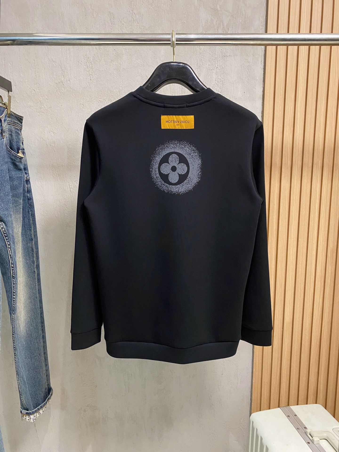 🌾 Lv 2025早秋新款 顶级版本 最新款空气层 卫衣独家发售！原版复刻，独家设计，超强工艺！极其奢华