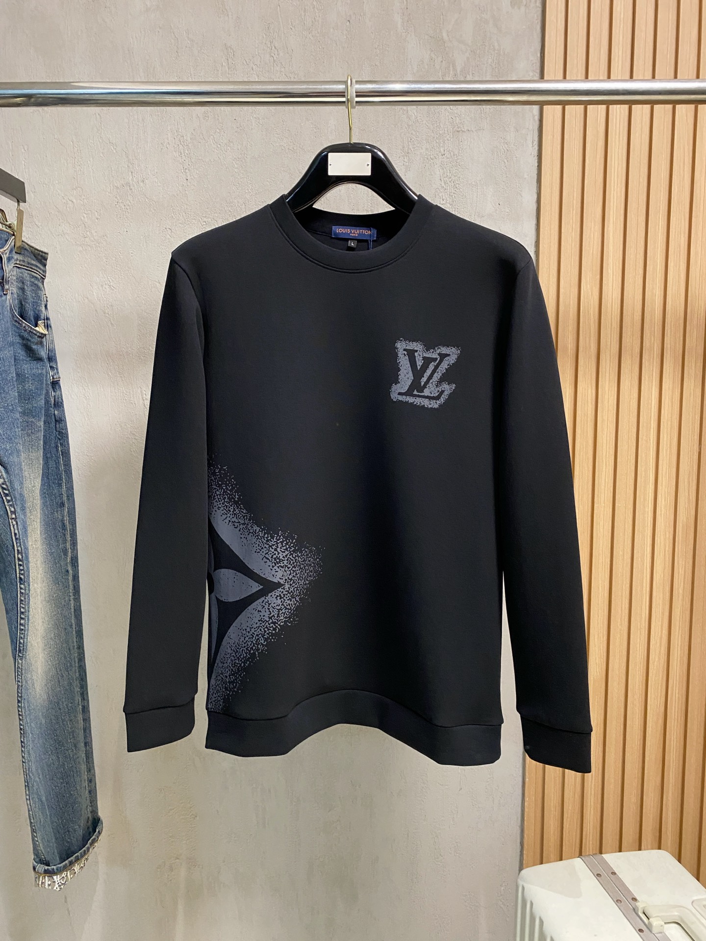 🌾 Lv 2025早秋新款 顶级版本 最新款空气层 卫衣独家发售！原版复刻，独家设计，超强工艺！极其奢华